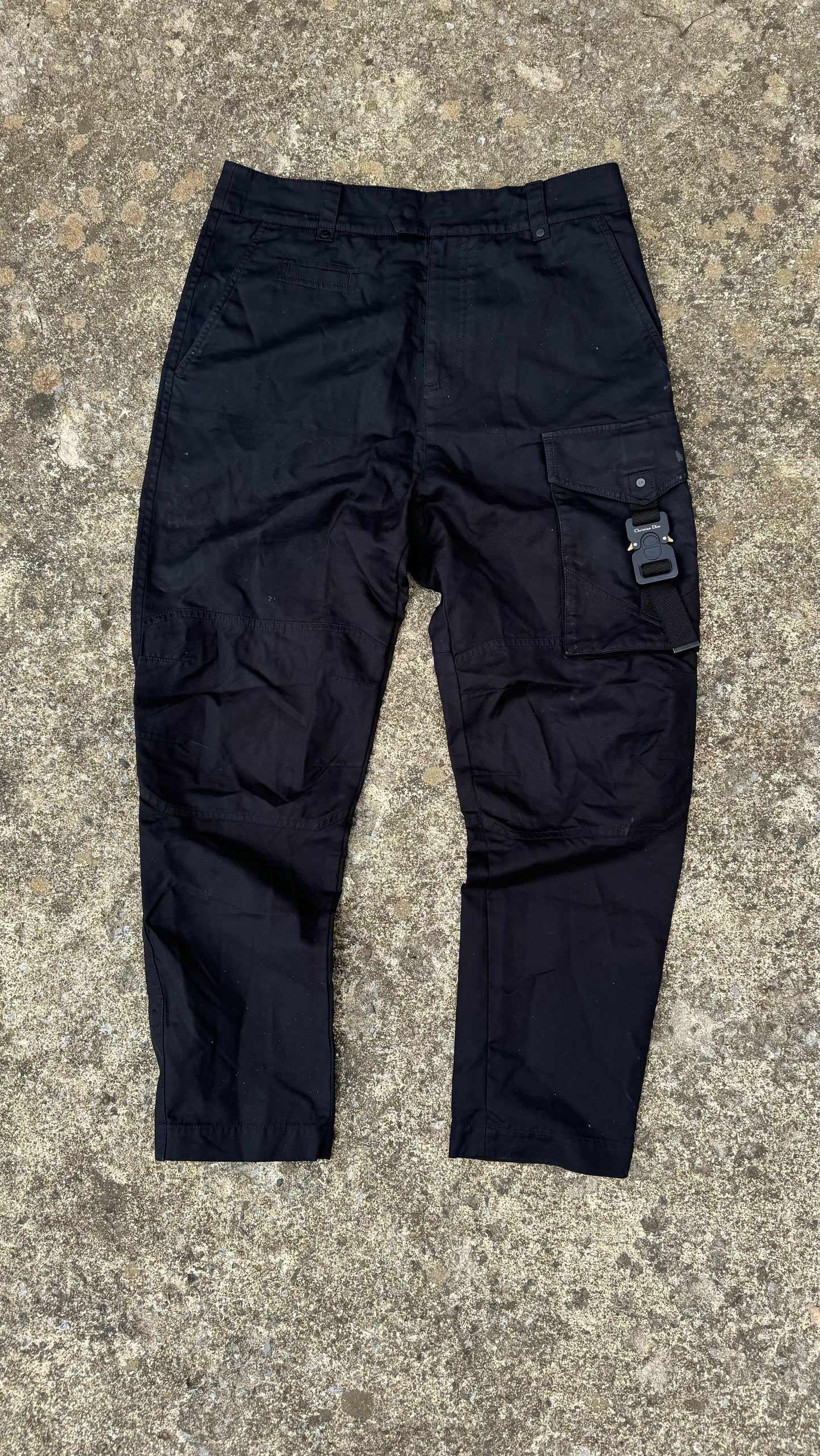 CHRISTIAN DIOR BUCKLE PANTS (30)