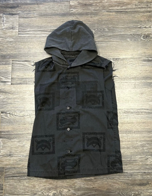 UNDERCOVER DISTRESSED SLEEVELESS HOODIE (SMALL)