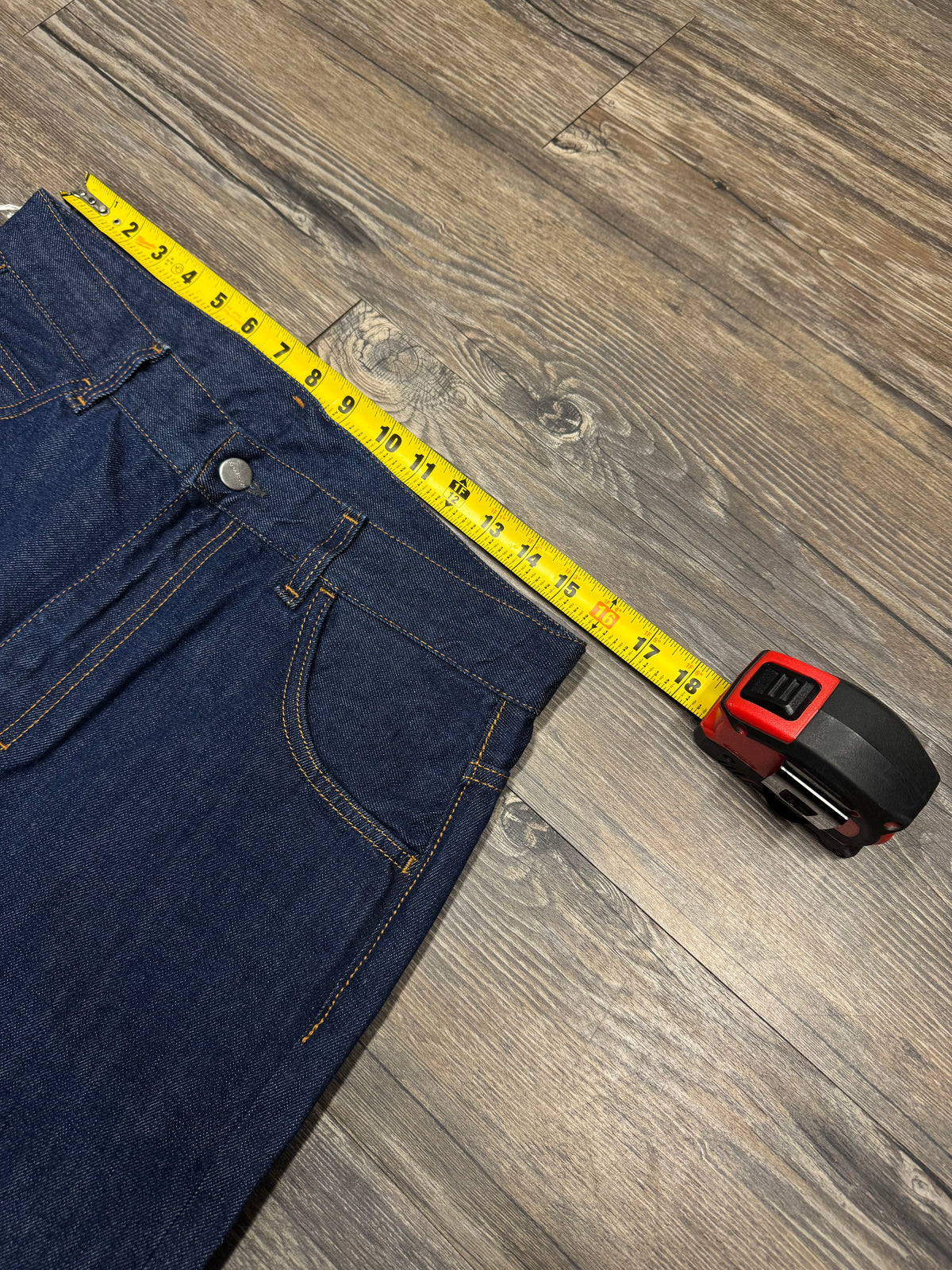 ACNE STUDIOS DARK BLUE WASH FLATE JEANS (32x32)