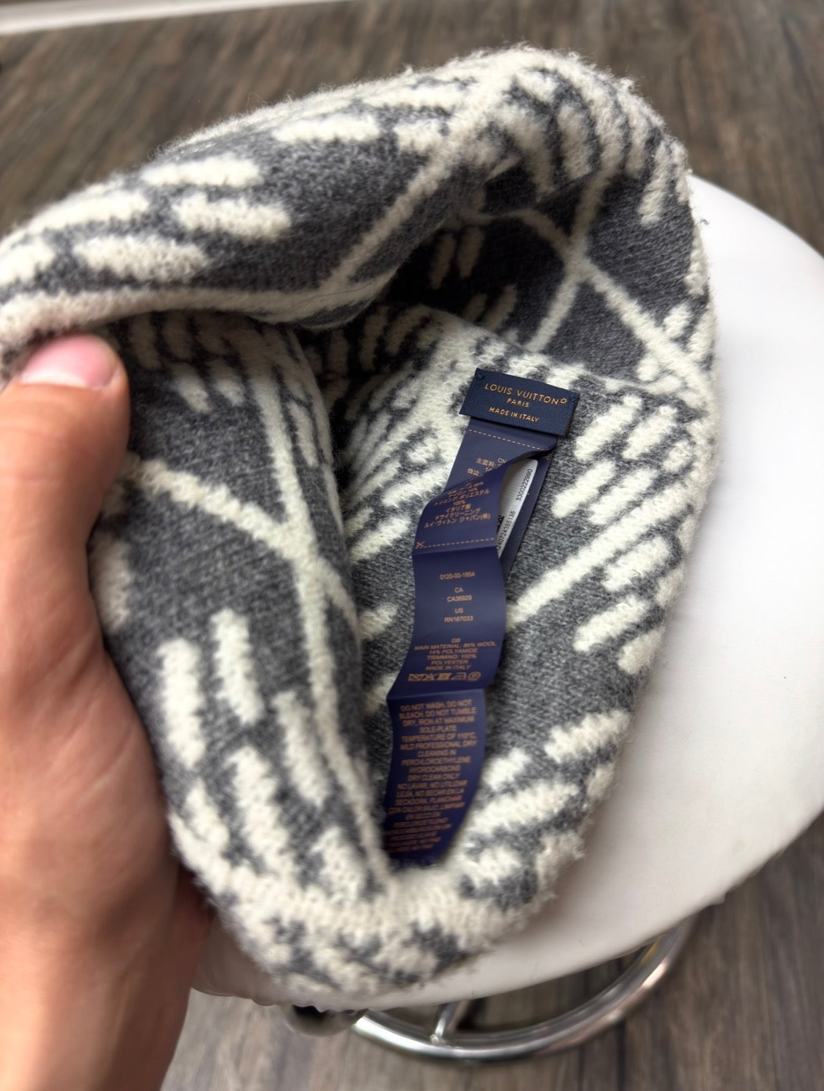LOUIS VUITTON DAMIER ARGYLE BEANIE (OS)