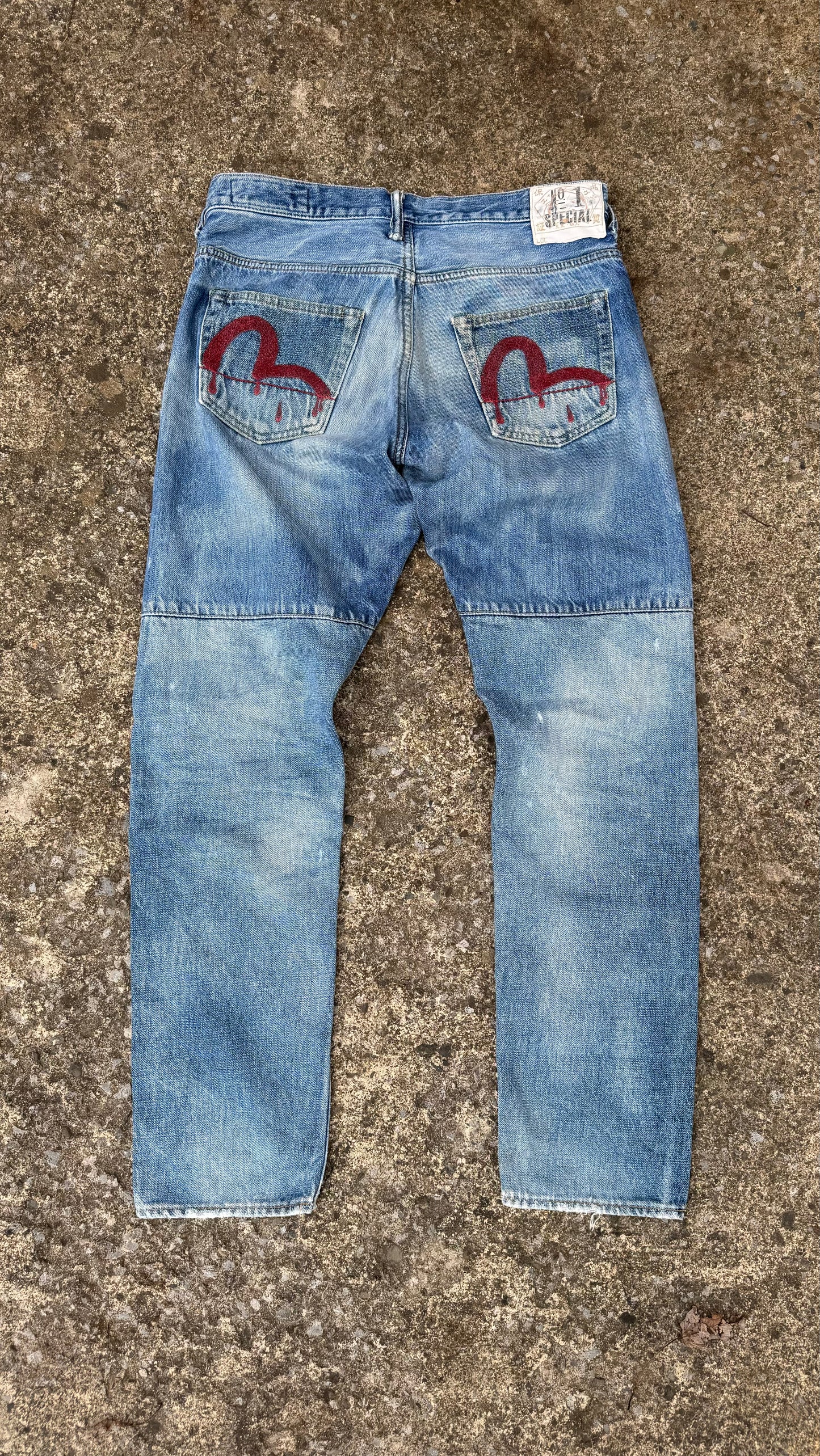 EVISU DISTRESSED & REPAIRED DENIMS (29)