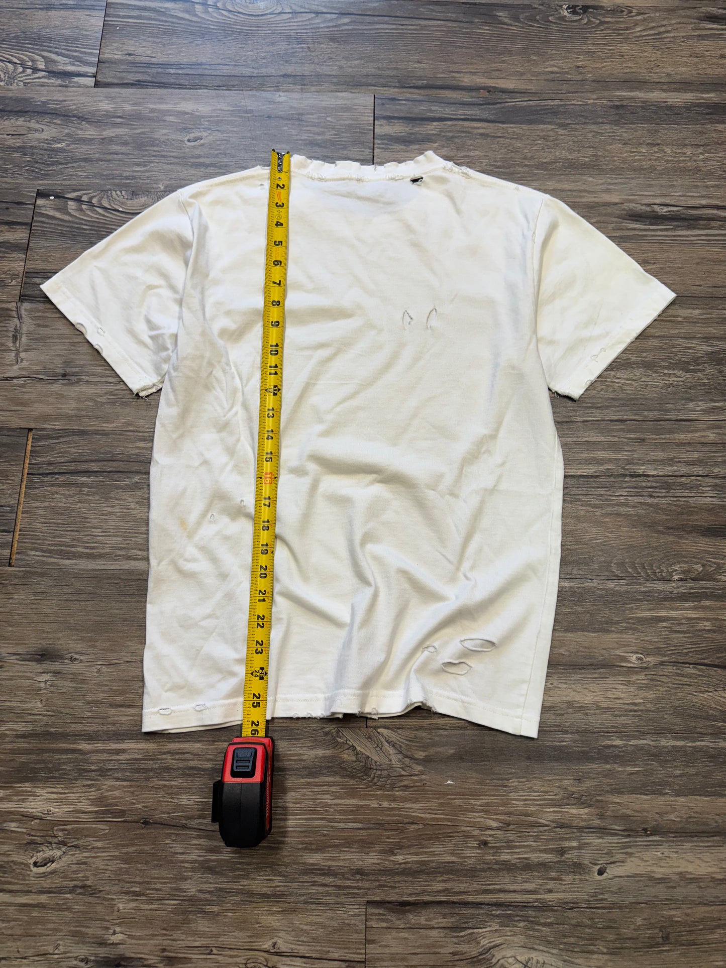 BALENCIAGA DISTRESSED BLURRED LOGO TEE (S)