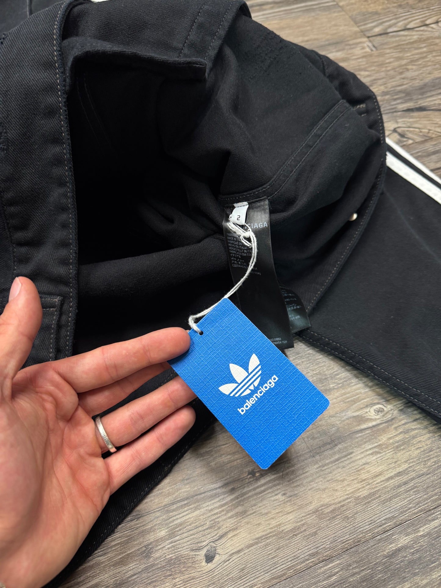 ADIDAS BALENCIAGA DENIM TRUCKER JACKET (L)