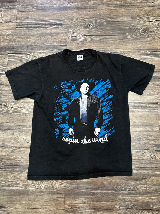 90’s “ROPIN THE WIND” GARTH BROOKS GRAPHIC T-SHIRT (XL)