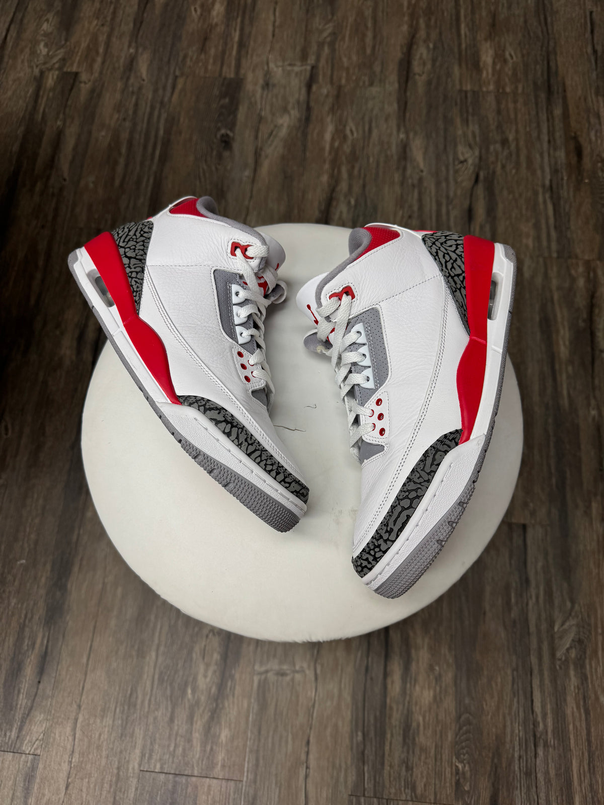 NIKE AIR JORDAN 3 RETRO ‘FIRE RED’ (10.5)