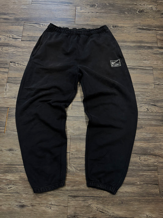NIKE X STUSSY BAGGY FADED BLACK SWEATPANTS (M)
