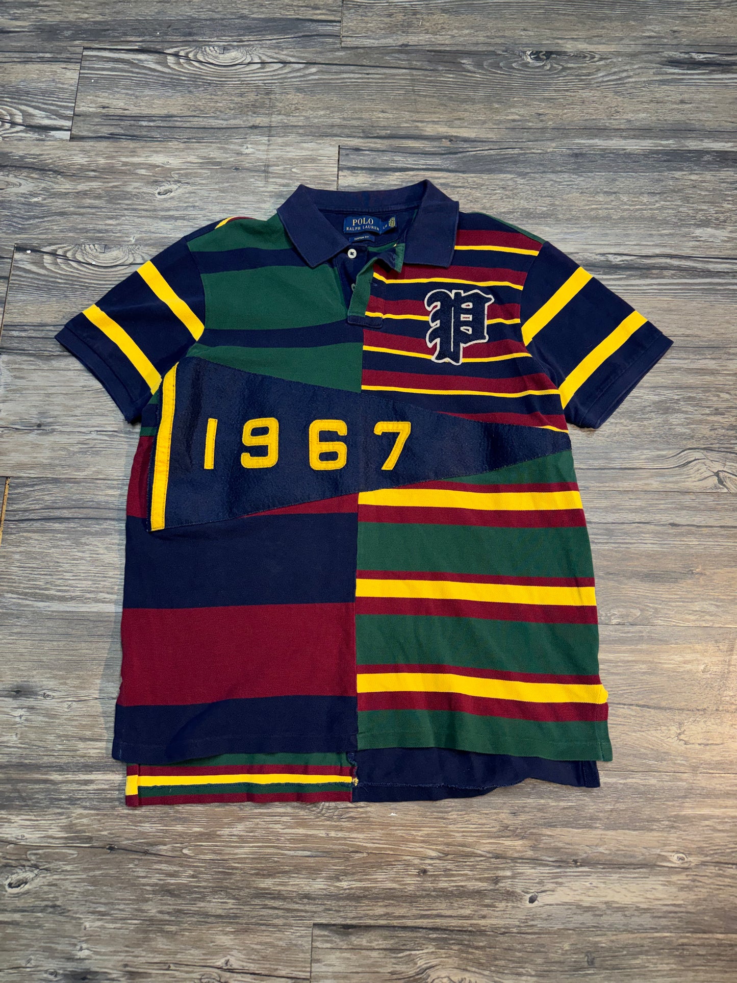 POLO RALPH LAUREN PATCHWORK FLAG POLO (L)