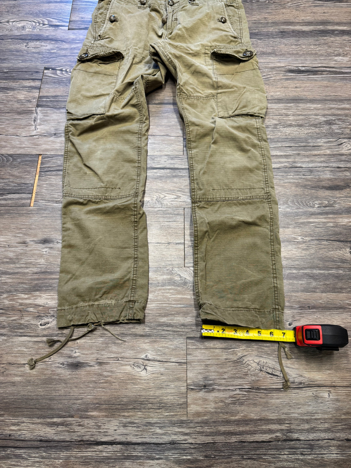 POLO RALPH LAUREN BUTTON CARGO PANTS (33)