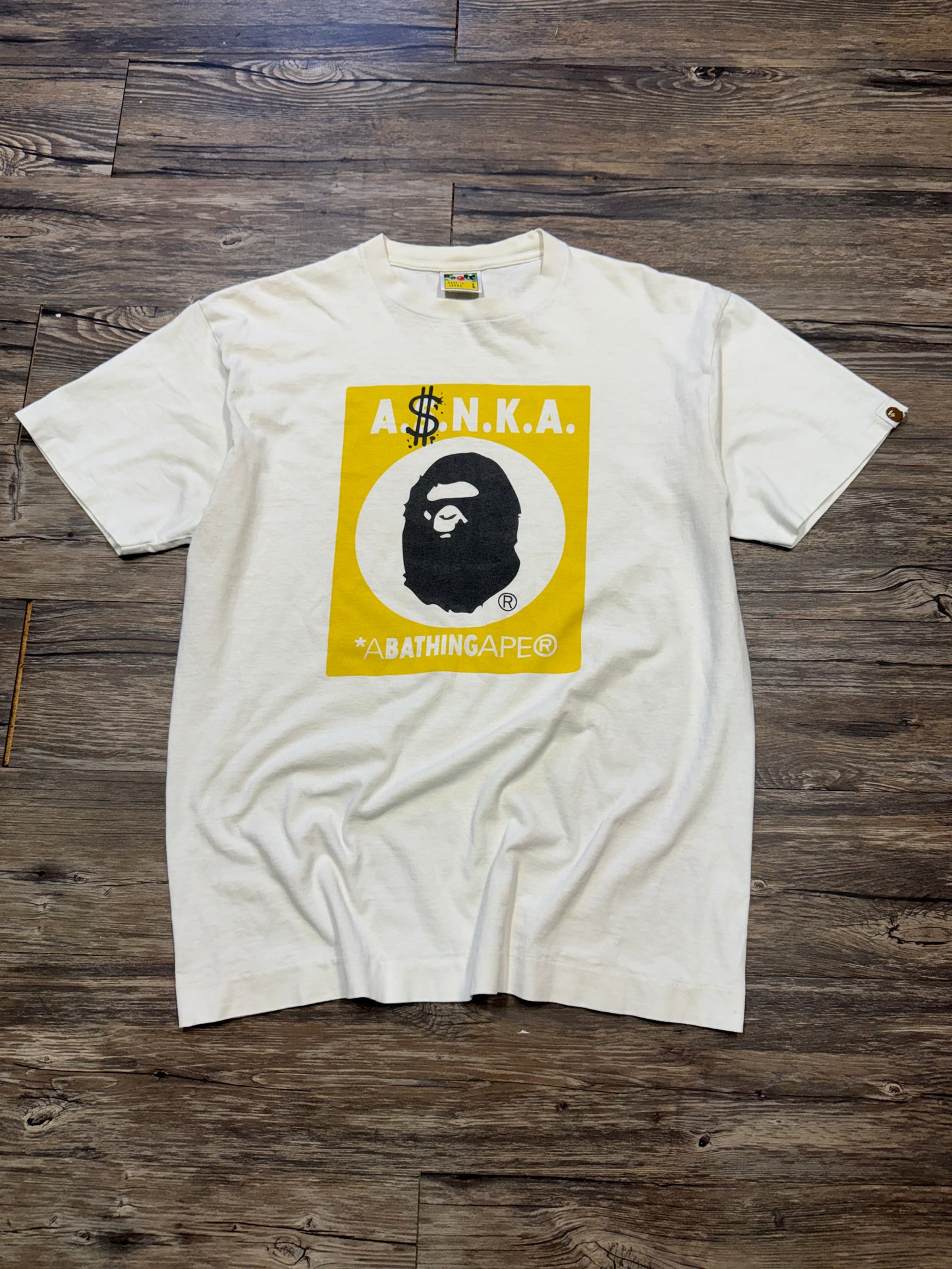 BAPE ASNKA GRAPHIC TEE (L)