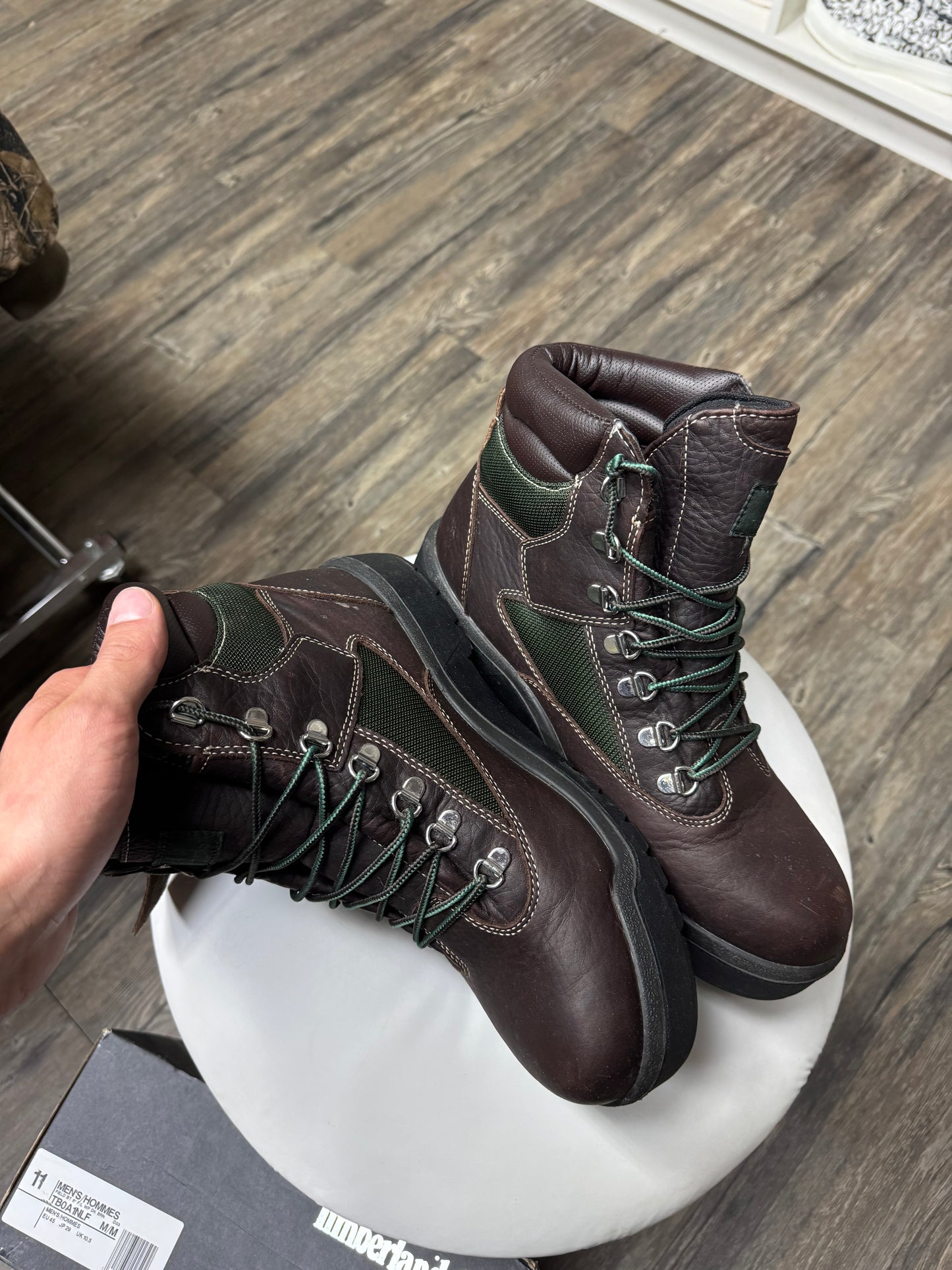 TIMBERLAND BROWN LEATHER HIKING BOOTS (11)