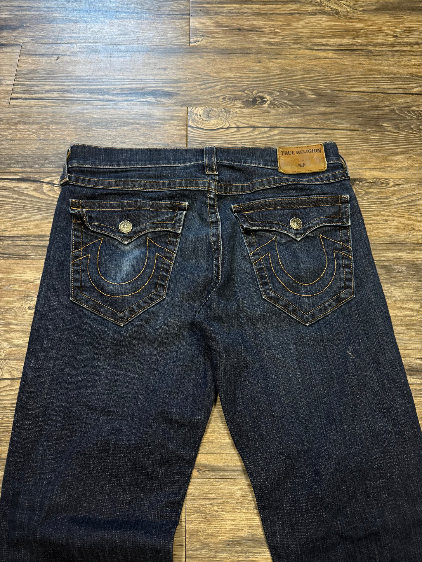 TRUE RELIGION VINTAGE STRAIGHT LEG FLAP DENIM (34)