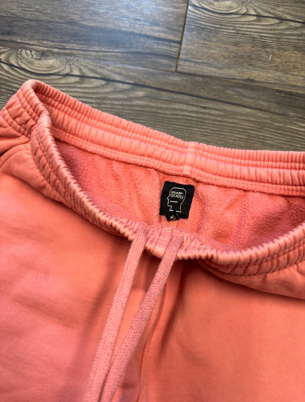 BRAINDEAD PINK LOGO SWEATPANTS (L)