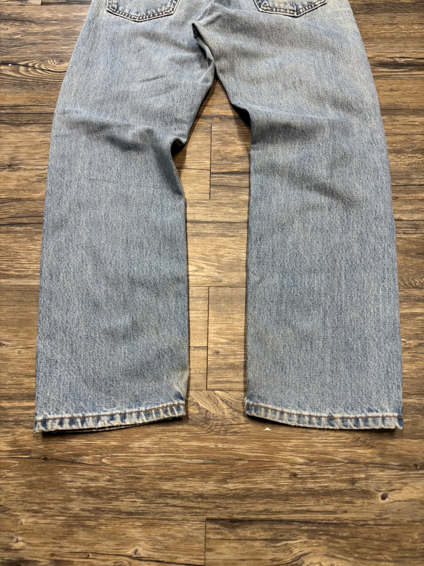 LEVI 505 VINTAGE STRAIGHT LEG BLUE WASH DENIM (34x30)