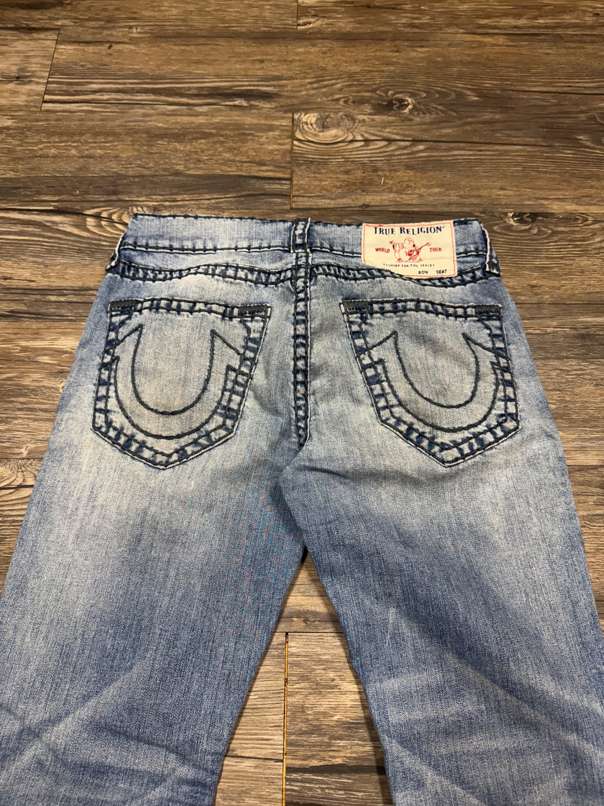 TRUE RELIGION SUPER-T STITCH FLAPLESS LIGHTWASH JEANS (31)