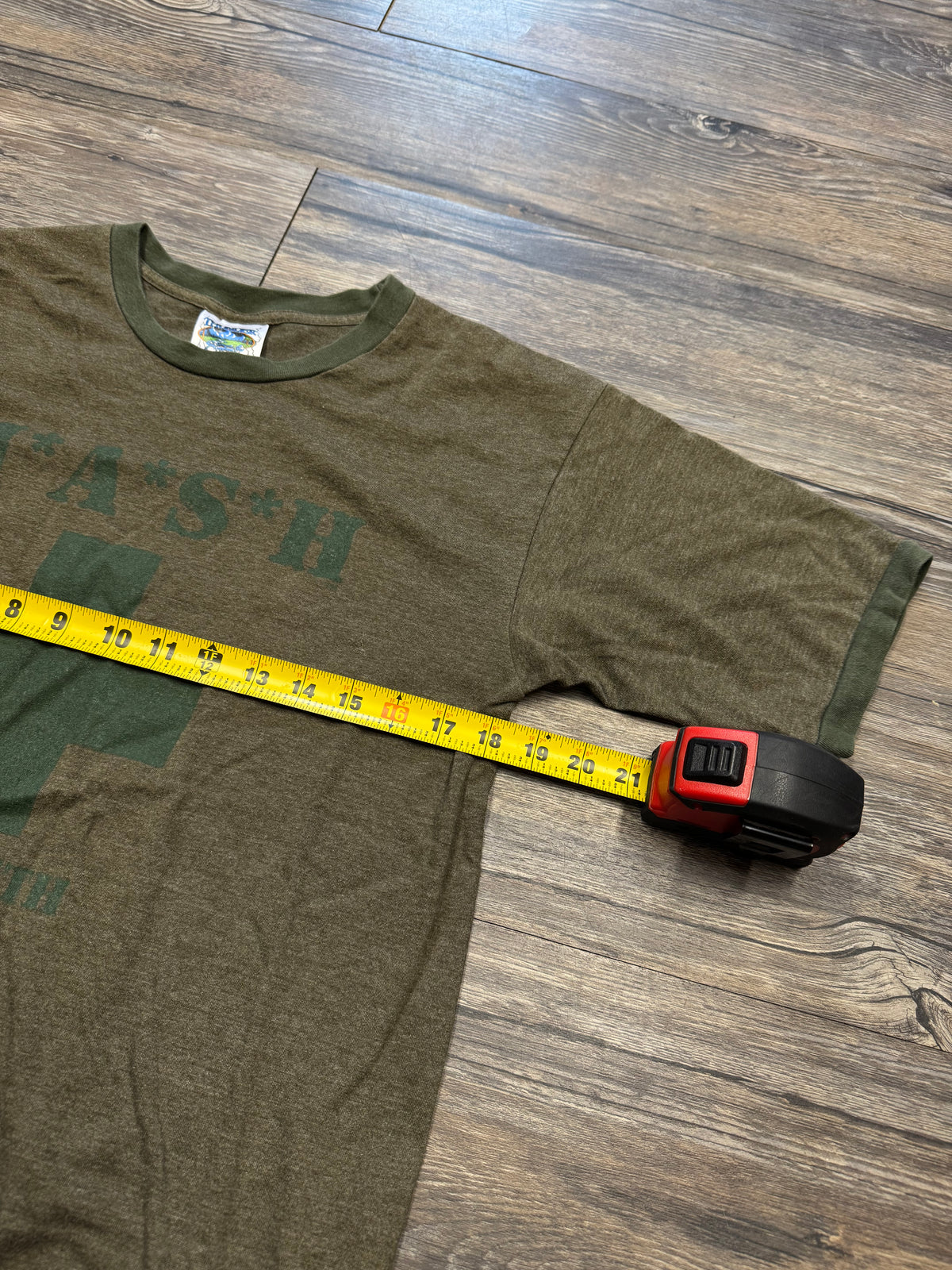 MASH VINTAGE MILITARY GREEN T-SHIRT (M)