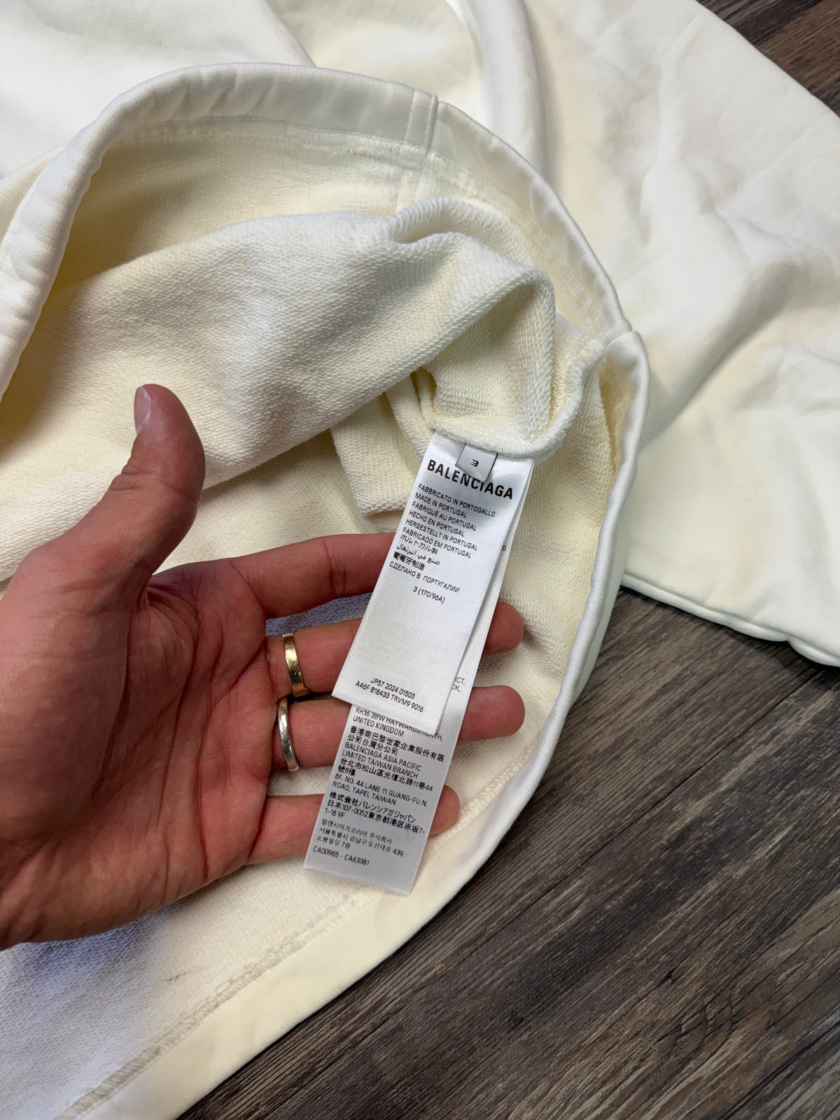 BALENCIAGA CHAMPS CREAM BOXY HOODIE (3)