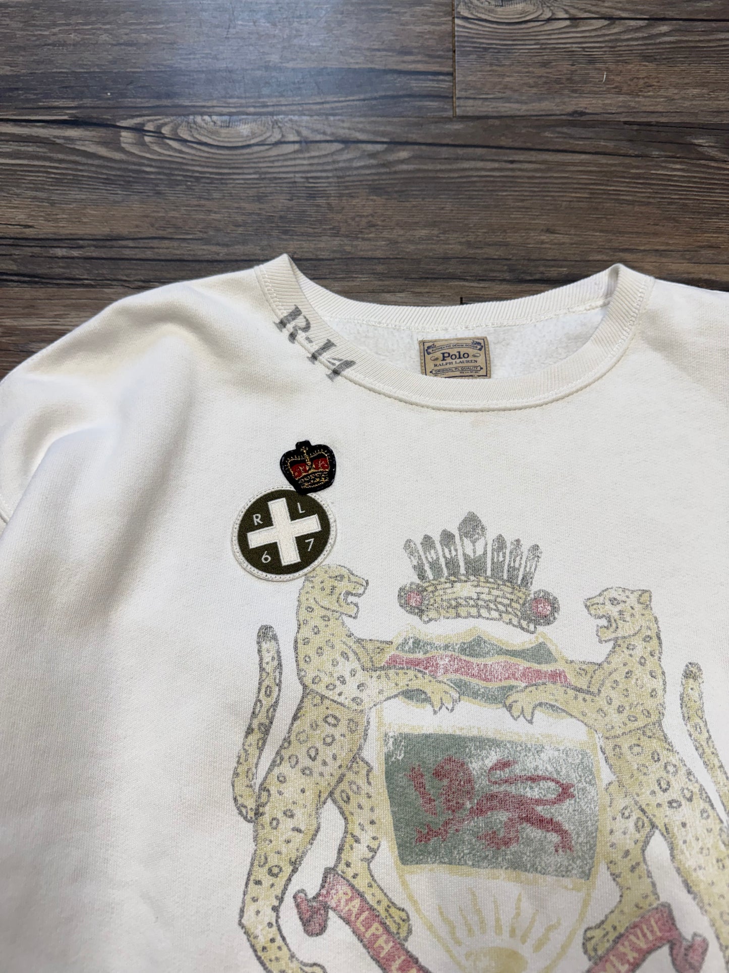 POLO RALPH LAUREN EURO EXCLUSIVE HAND STENCILED CREST CREWNECK (L)
