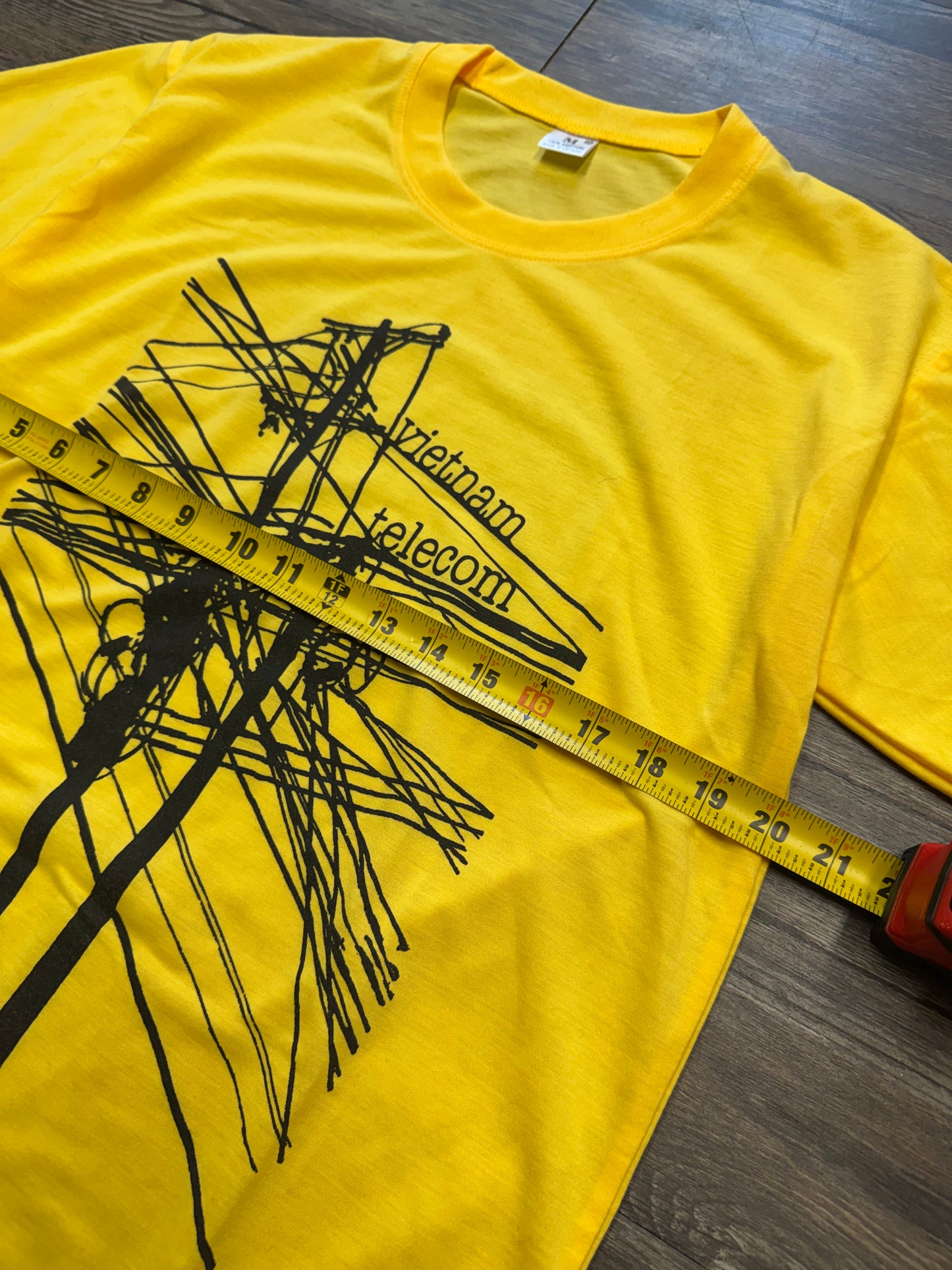 VINTAGE VIETNAM TELECOM TEE (M)