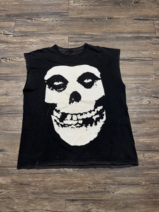 MISFITS Y2K FADED DOUBLE SKULL CUTOFF T-SHIRT (L)