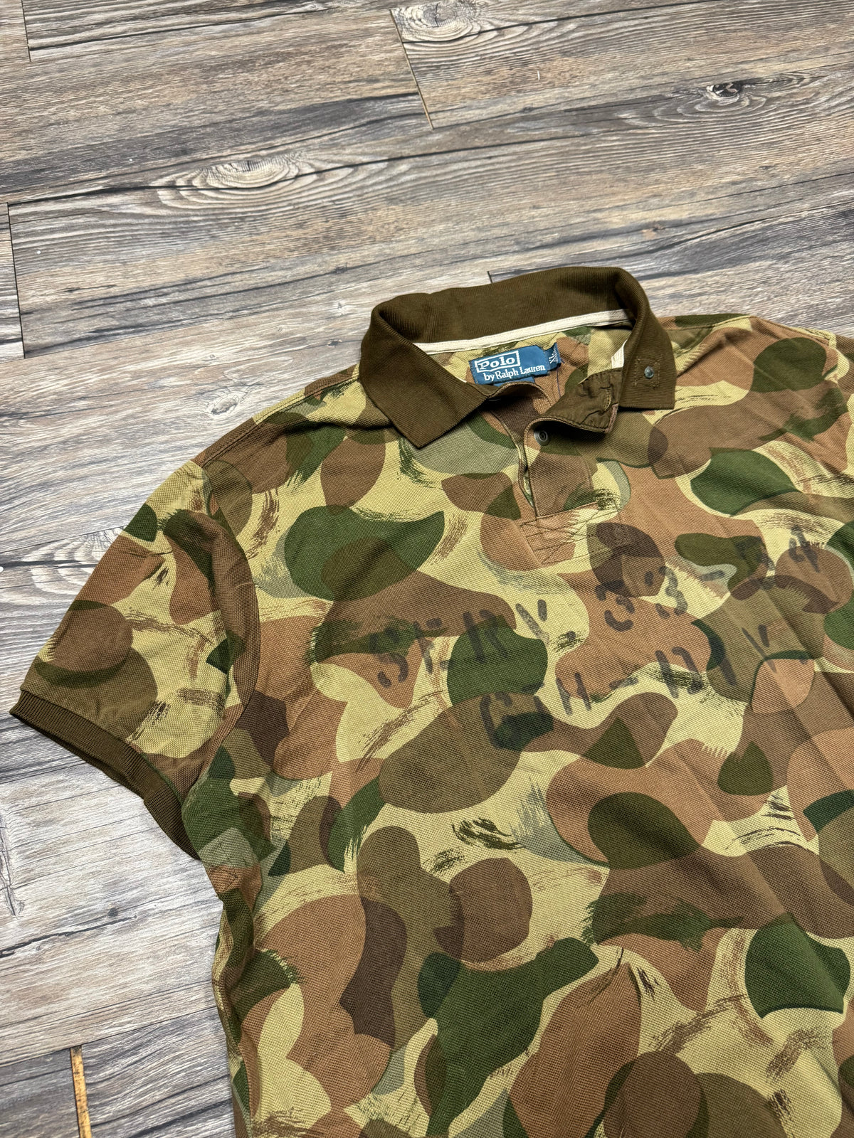 POLO RALPH LAUREN 90’s DUCK CAMO FLAG POLO (XL)