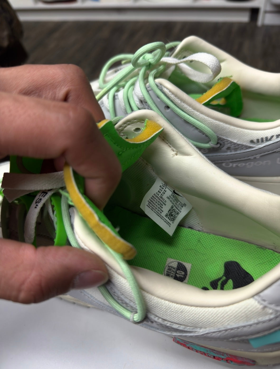 OFF-WHITE NIKE DUNK LOW 7 OF 50 (10)