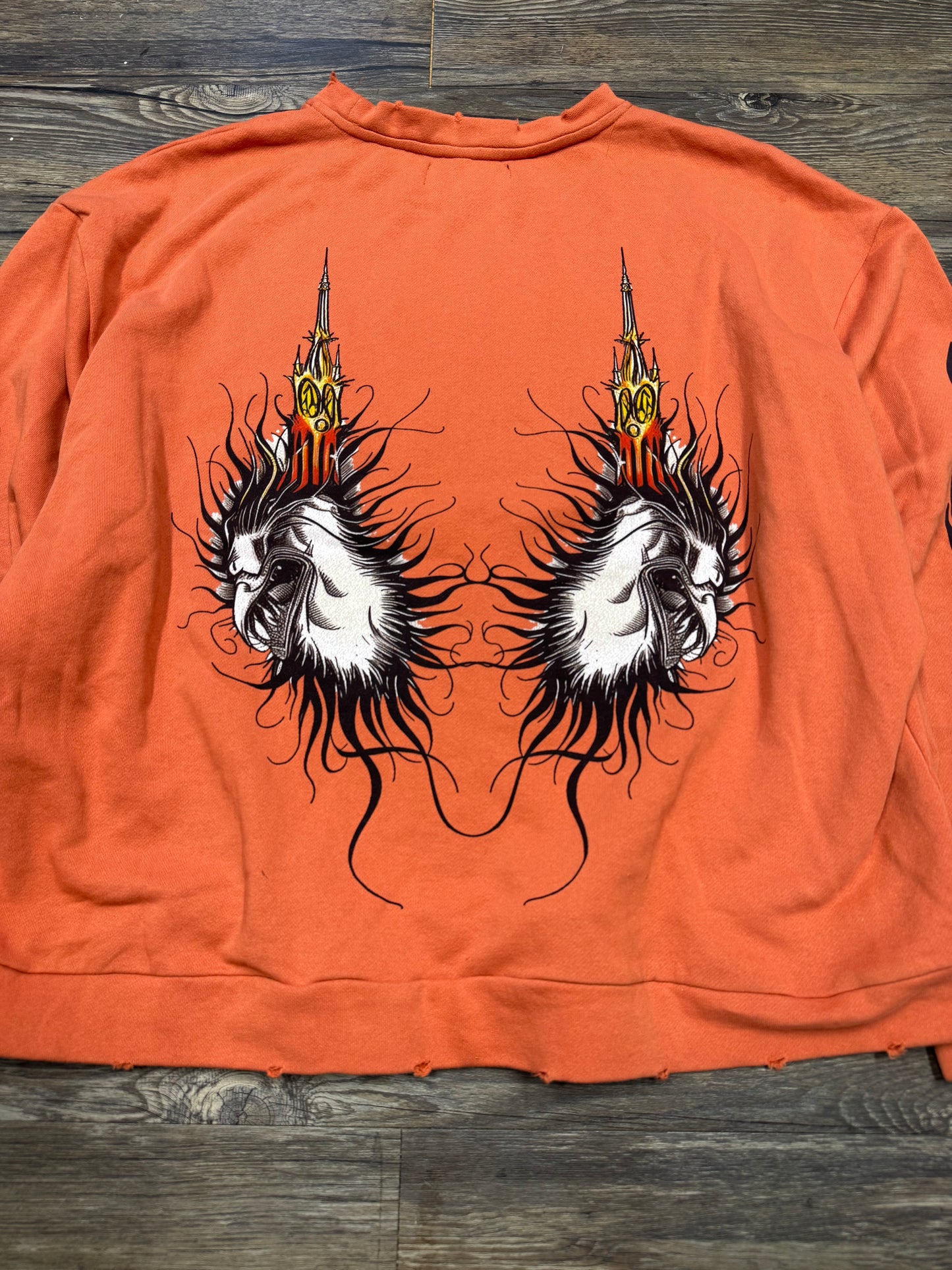 WHO DECIDES WAR TRIBAL CREWNECK (M)