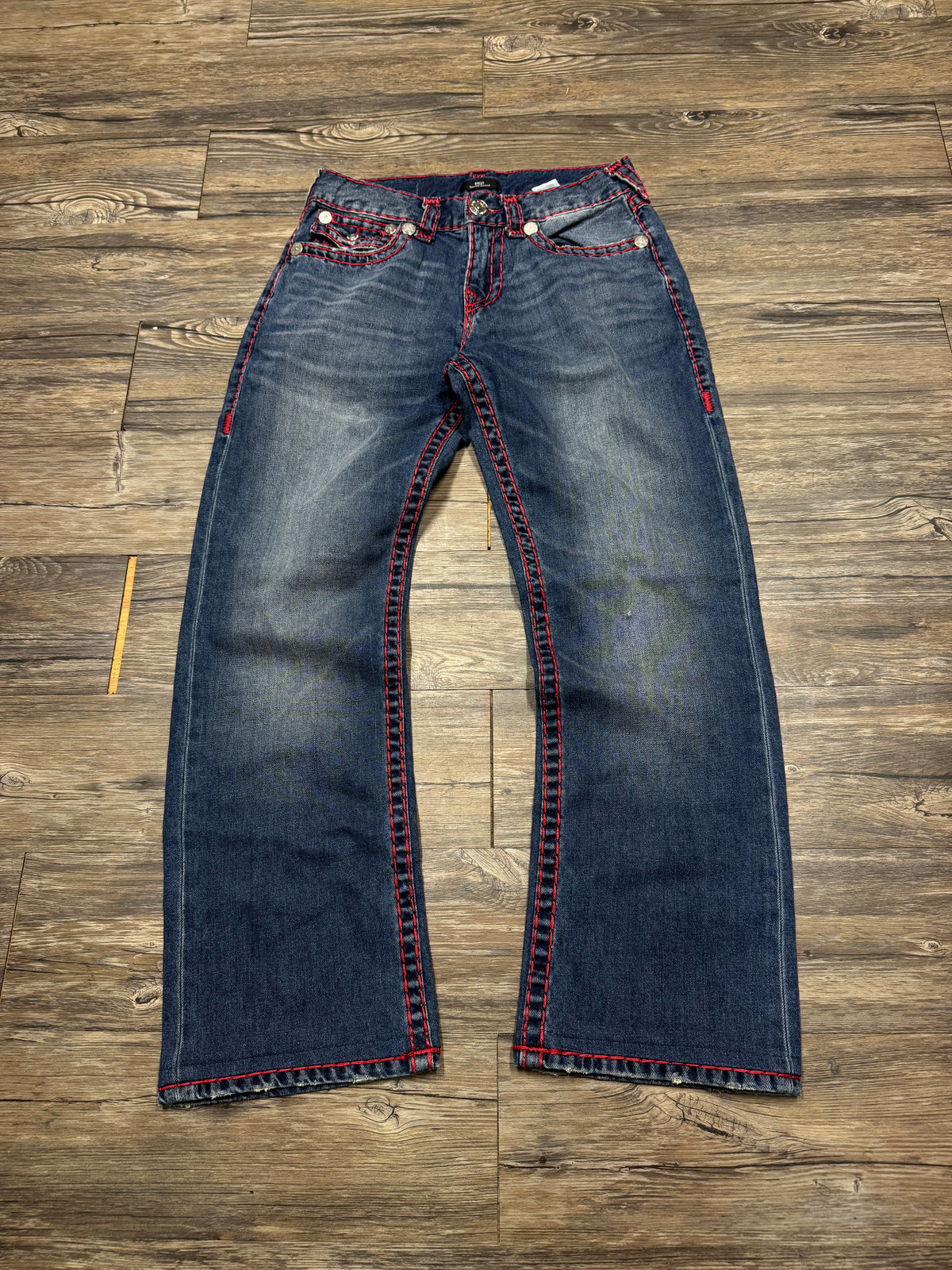 TRUE RELIGION BILLY RELAXED BOOTCUT DARKWASH JEANS (30)