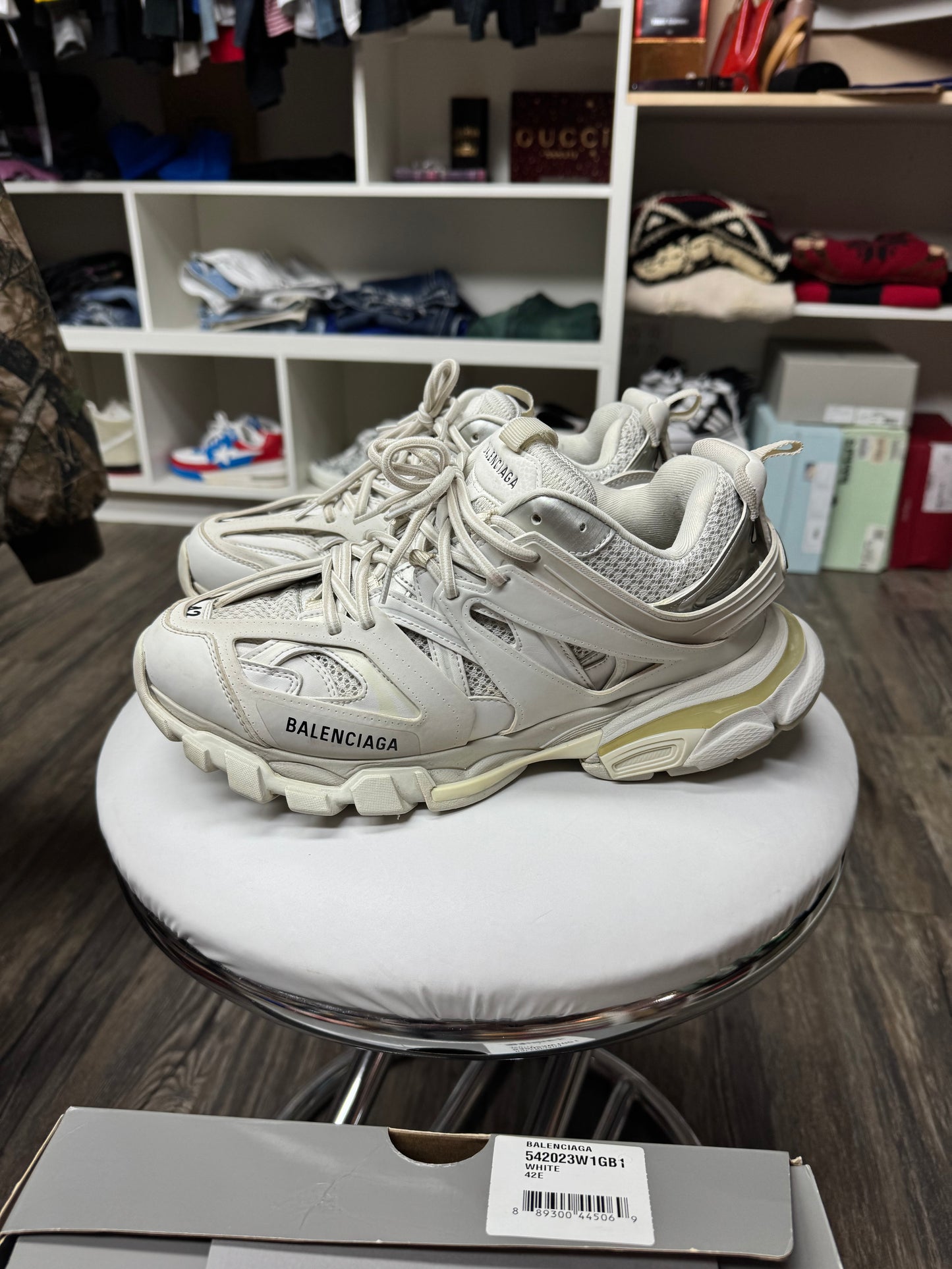 BALENCIAGA WHITE TRACK RUNNER SNEAKER (42)