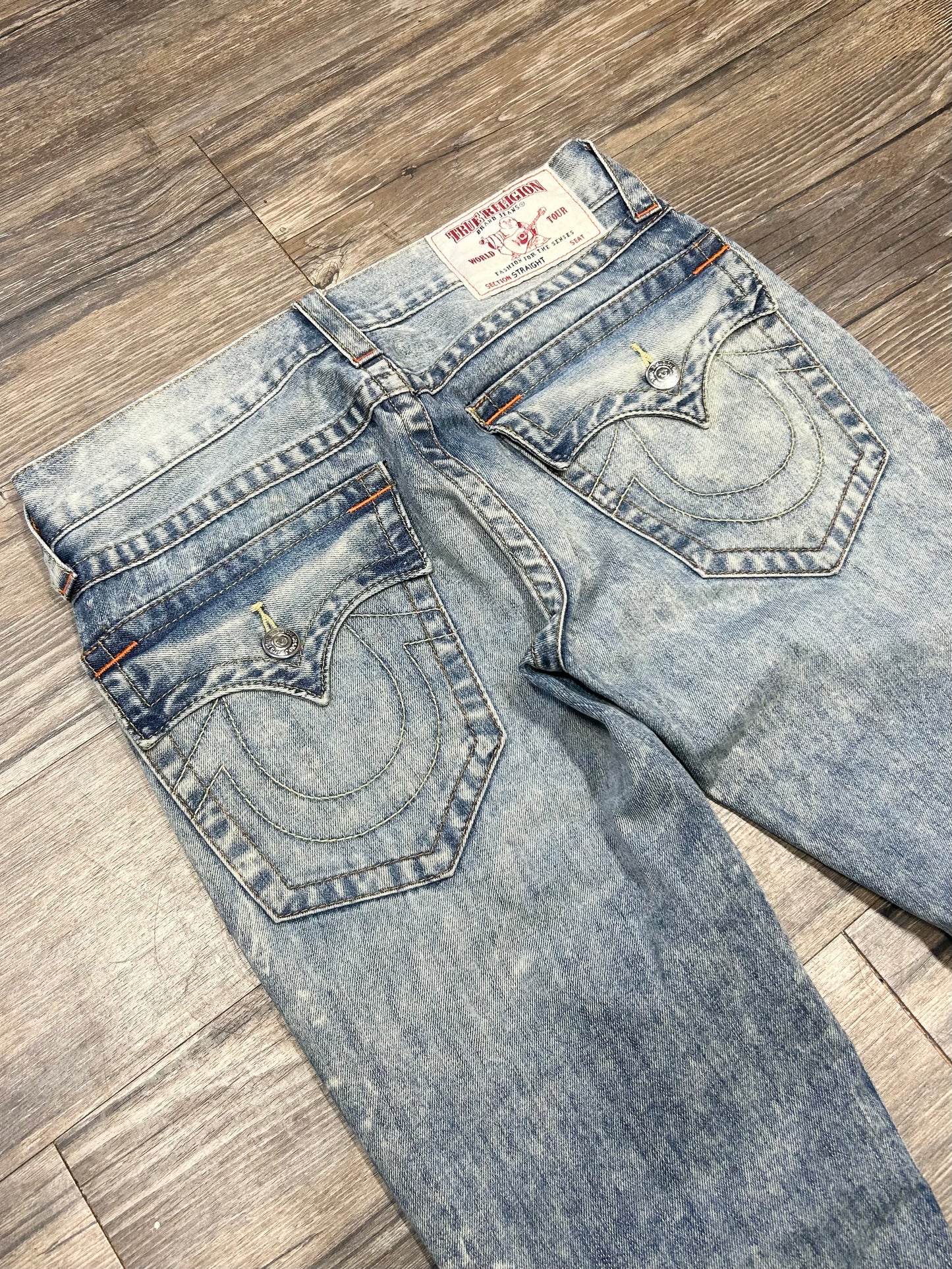 TRUE RELIGION FADED DENIM (29)