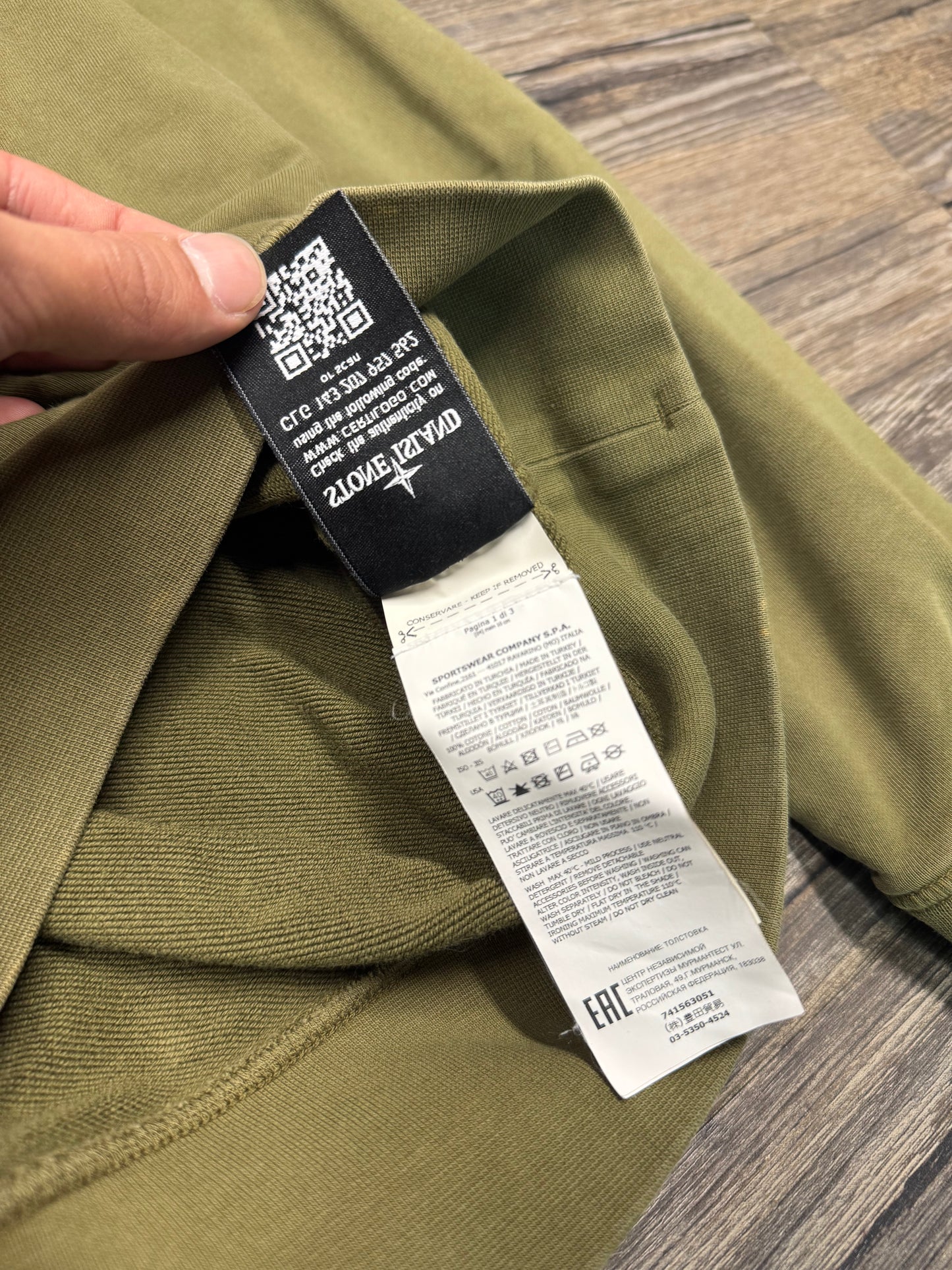 STONE ISLAND ARM PATCH CREWNECK (L)