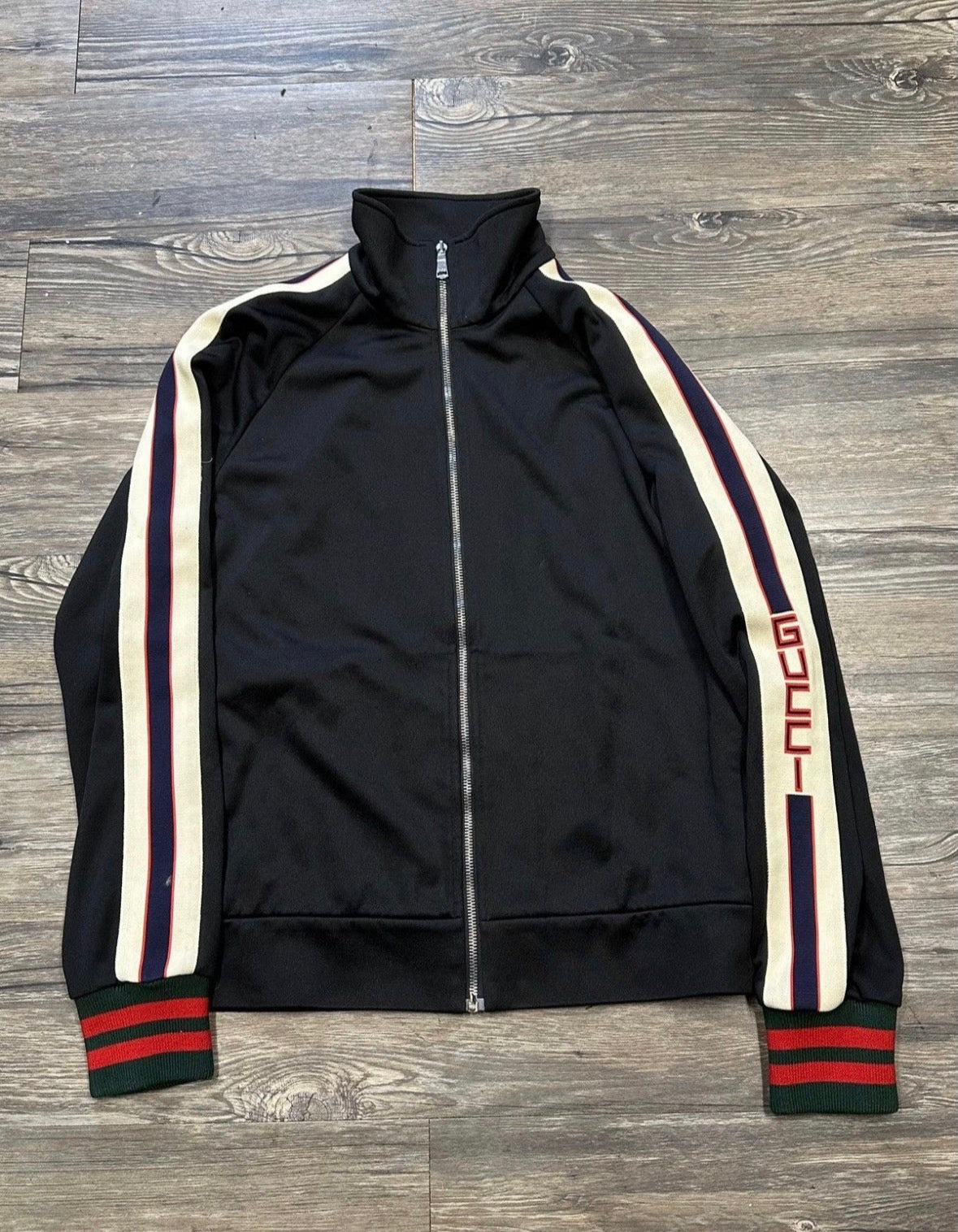 GUCCI TRACK PANTS & TRACK JACKET COMBO (S) (32)