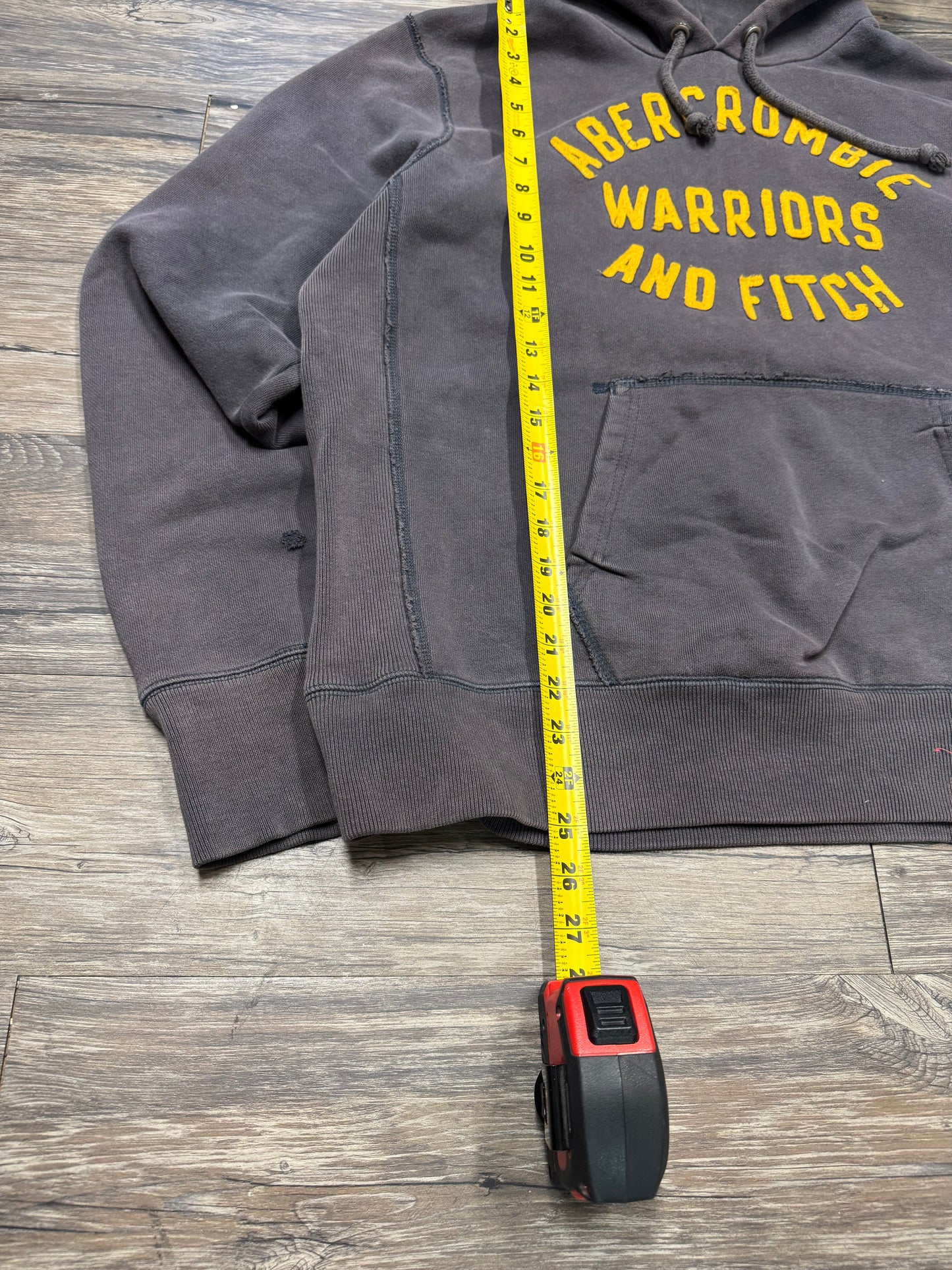ABERCROMBIE & FITCH WARRIORS DISTRESSED & SUNFADED HOODIE (XL)