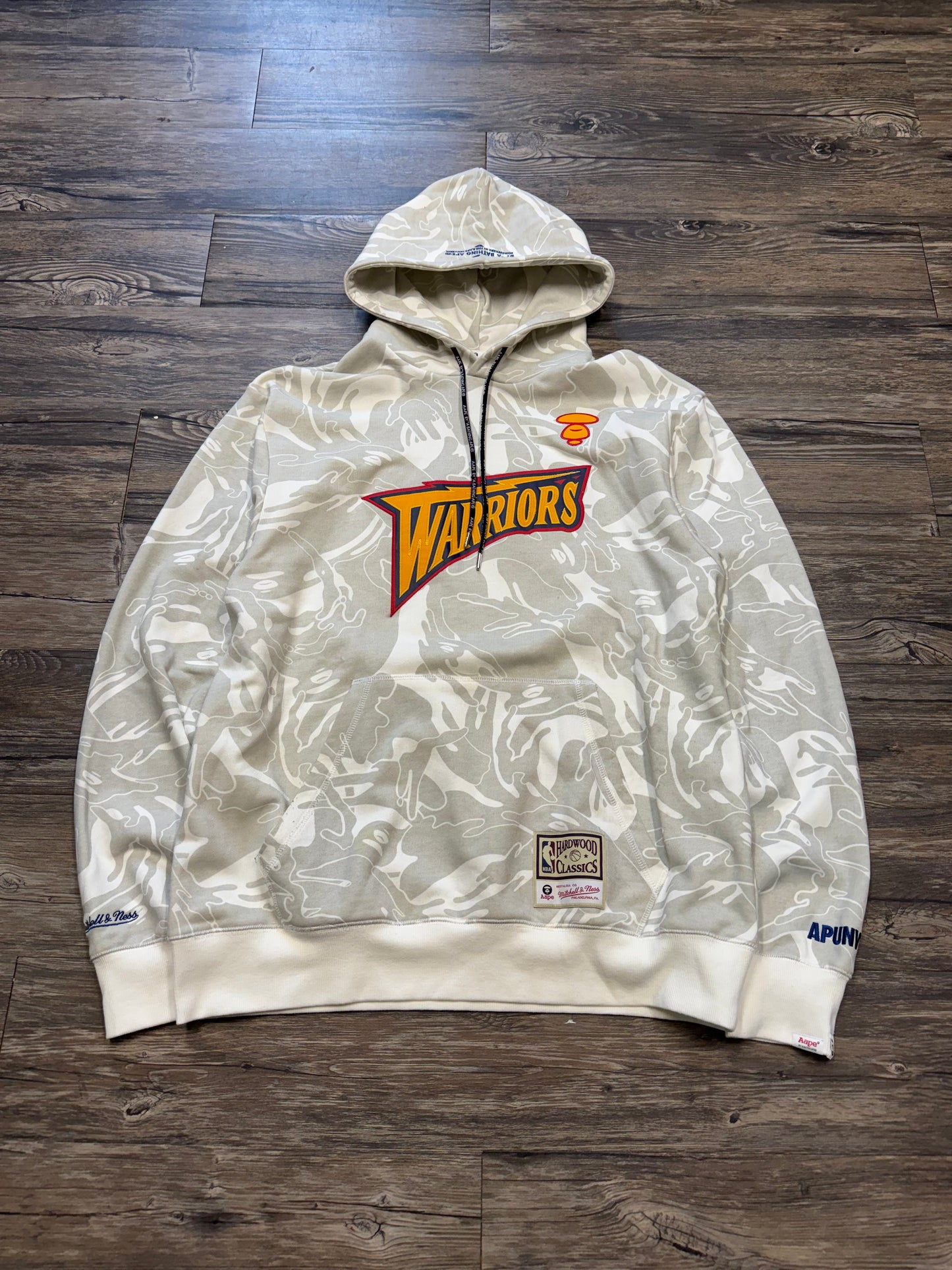 BAPE MITCHELL & NESS WARRIORS CAMO HOODIE (XXL)