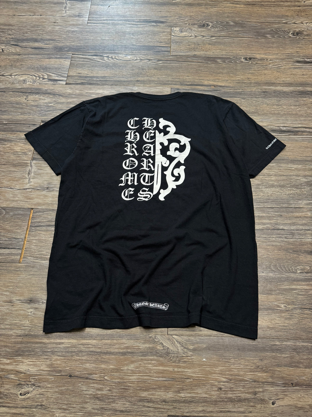 CHROME HEARTS DAGGER GRAPHIC T-SHIRT (XL)