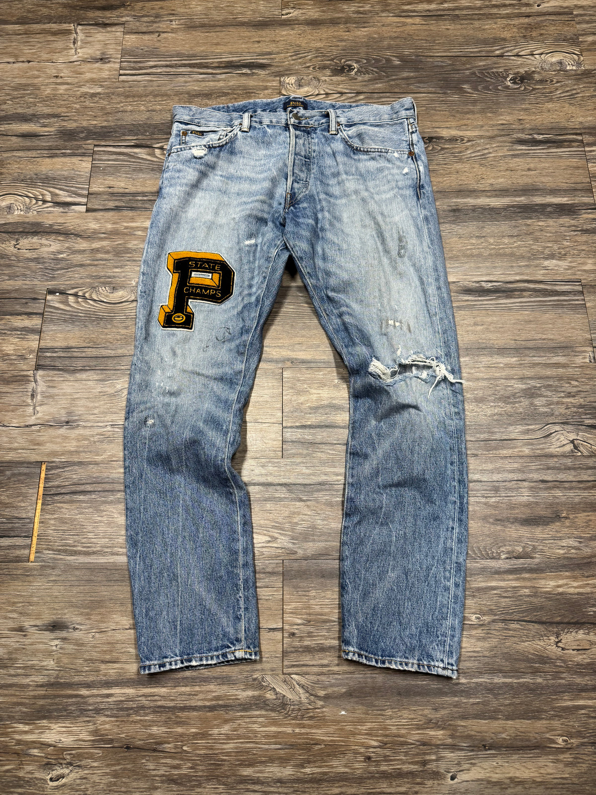 POLO RALPH LAUREN PATCHWORK LIGHTWASH JEANS (33)