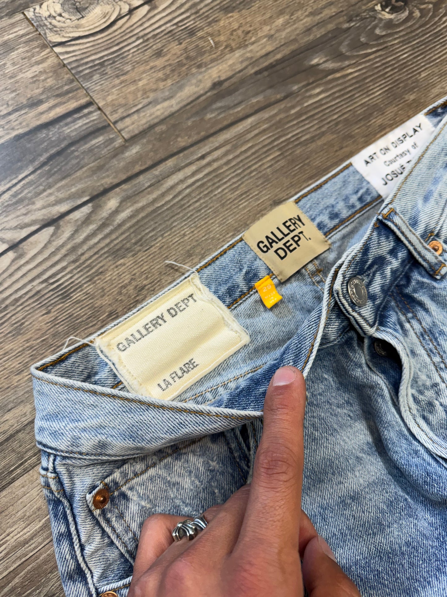 GALLERY DEPT LA FLARE LIGHTWASH JEANS (29)