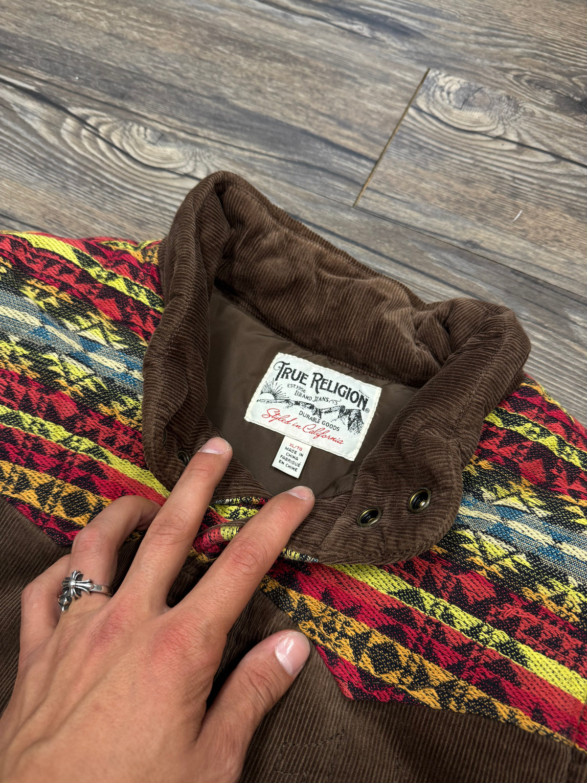 TRUE RELIGION CORDUROY AZTEC PUFFER VEST (XL)