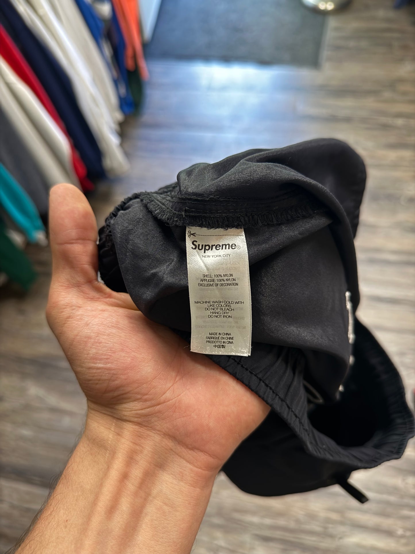 SUPREME OLD ENGLISH BLACK SHORTS (S)
