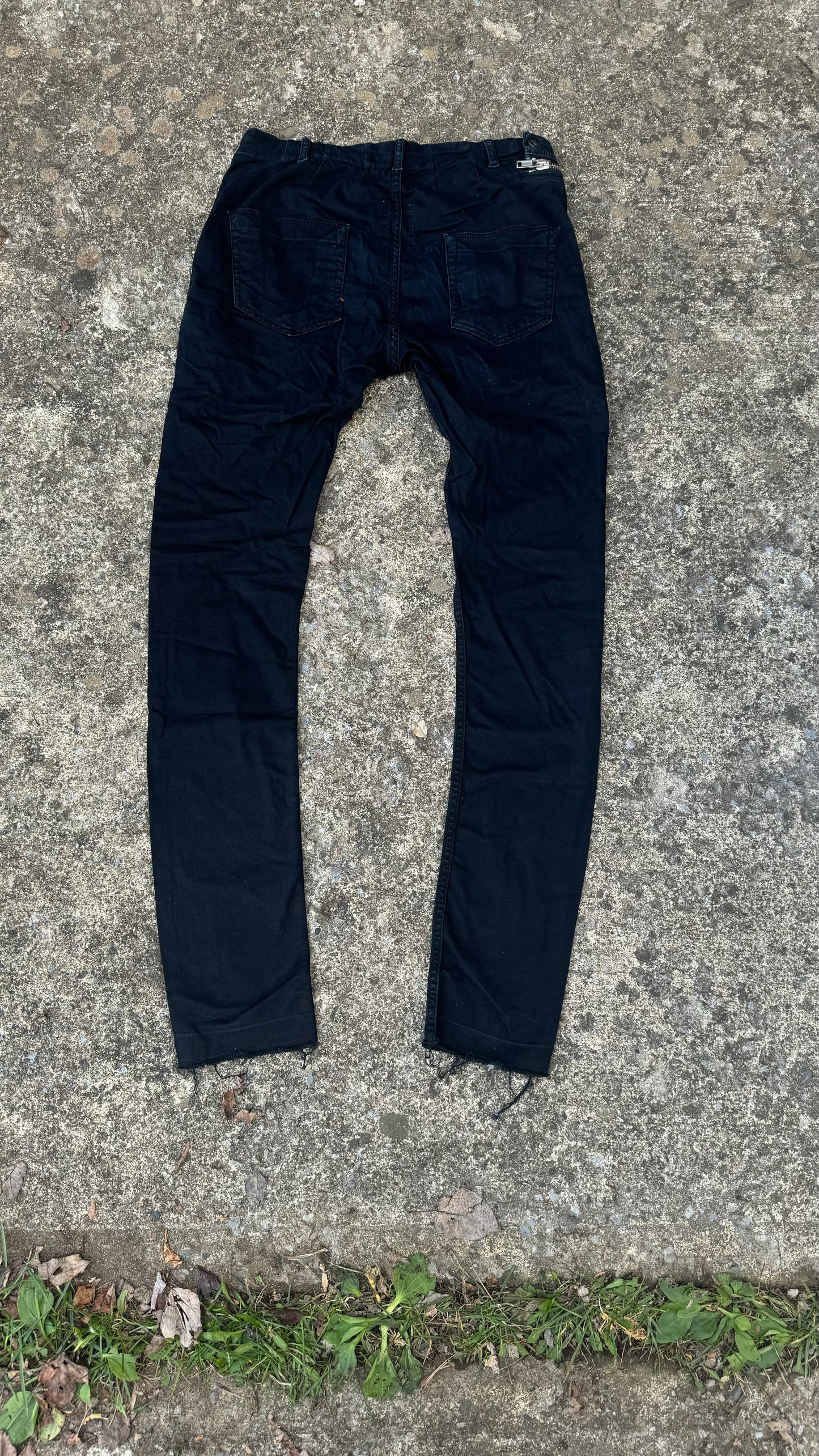 RICK OWENS AIRCUT DENIMS (32)