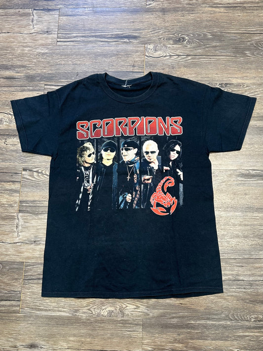 VINTAGE 90’s SCORPIONS BAND T-SHIRT (LARGE)