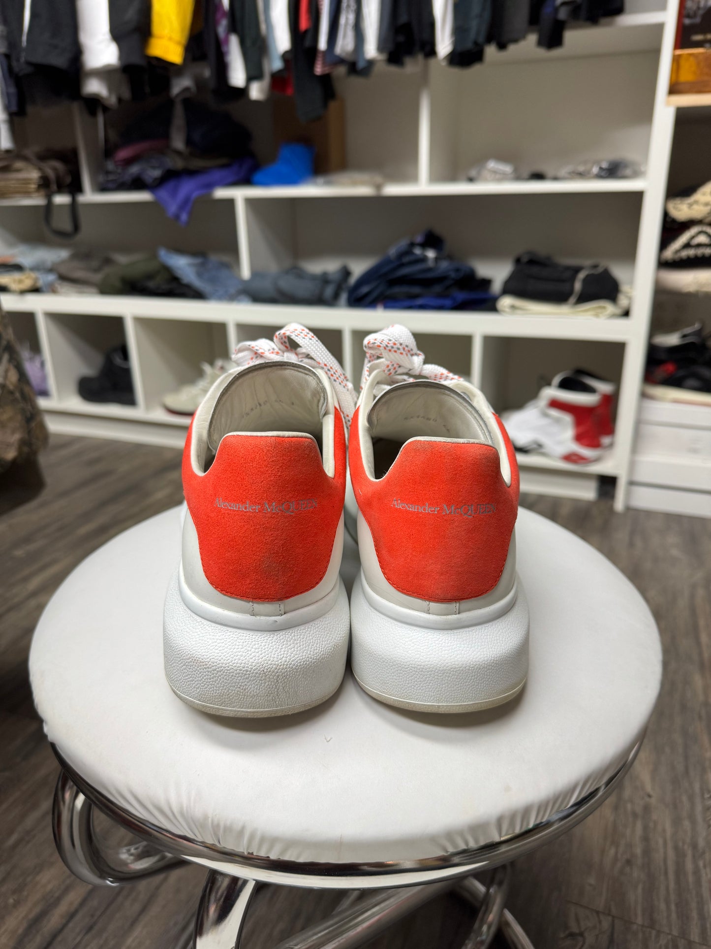 ALEXANDER MCQUEEN ORANGE SUEDE (44)