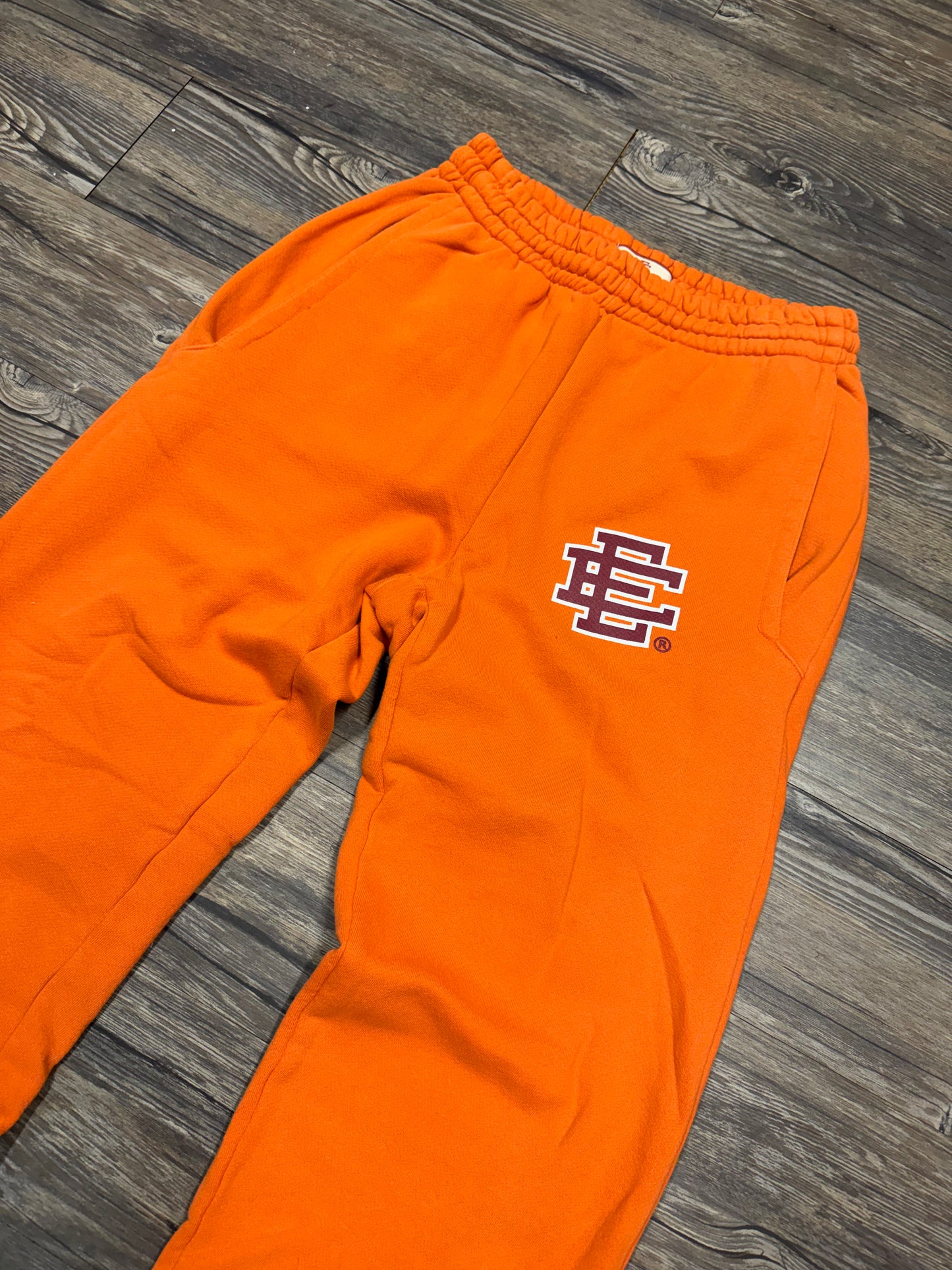 ERIC EMMANUEL ORANGE SWEATS (L)