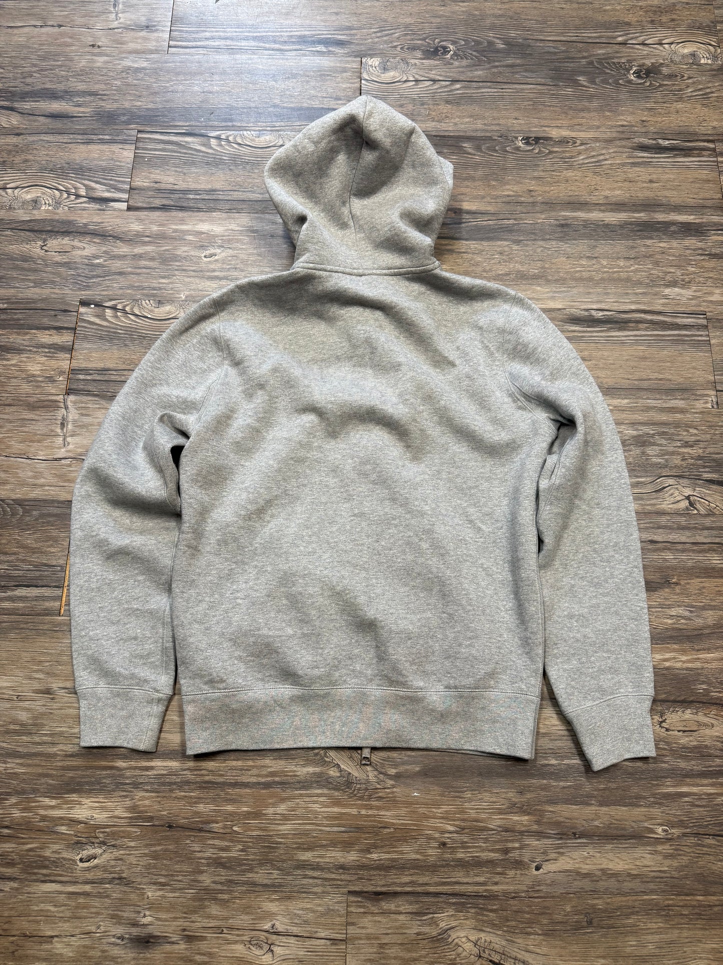 BURBERRY PLAID ZIP-UP HOODIE (M)