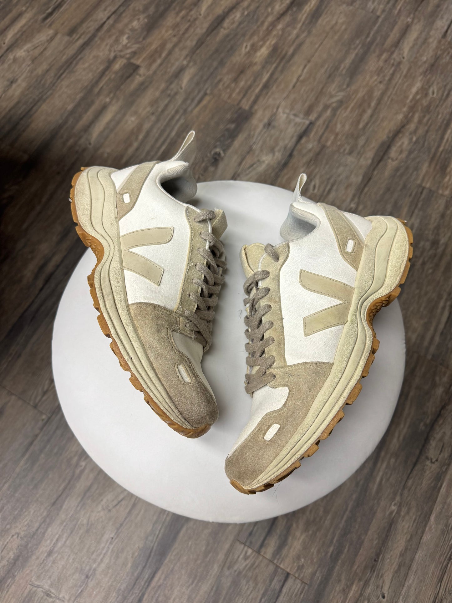 RICK OWENS VEJA RUNNER SNEAKER (10.5)