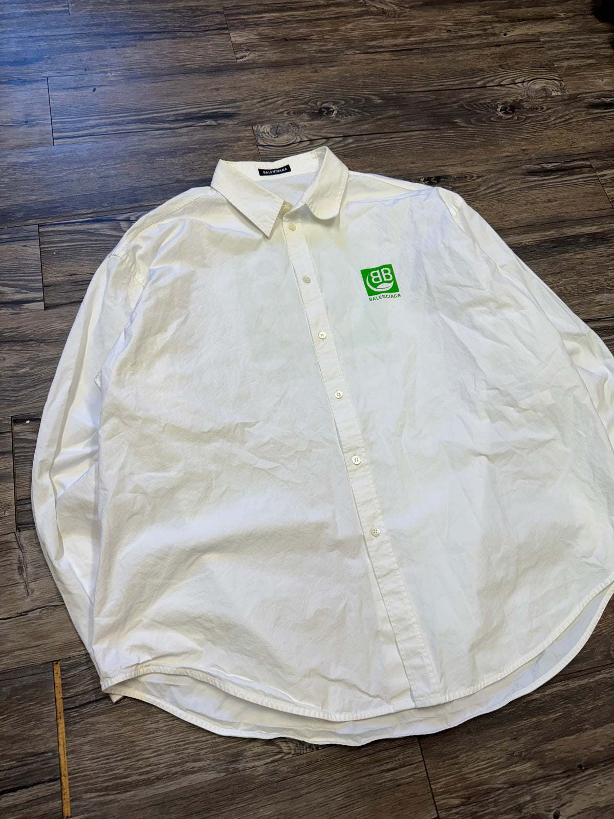 BALENCIAGA ECO FRIENDLY BUTTON UP DRESS SHIRT (M)