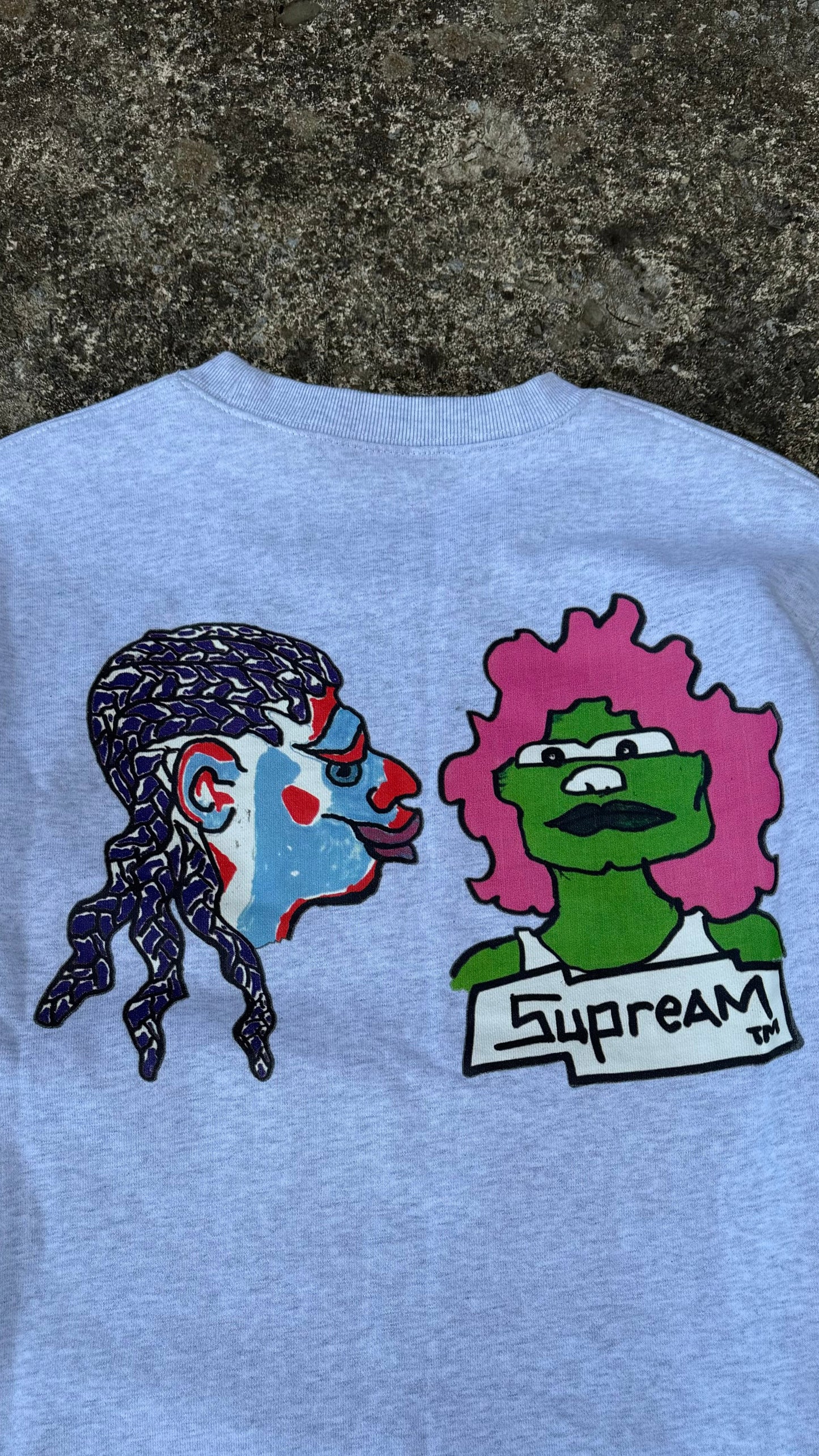 SUPREME GONZ FACES CREWNECK (M)