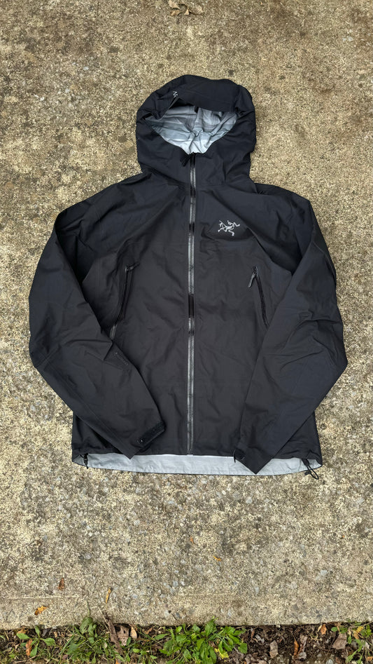 ARC'TERYX BLACK SHELL JACKET (L)