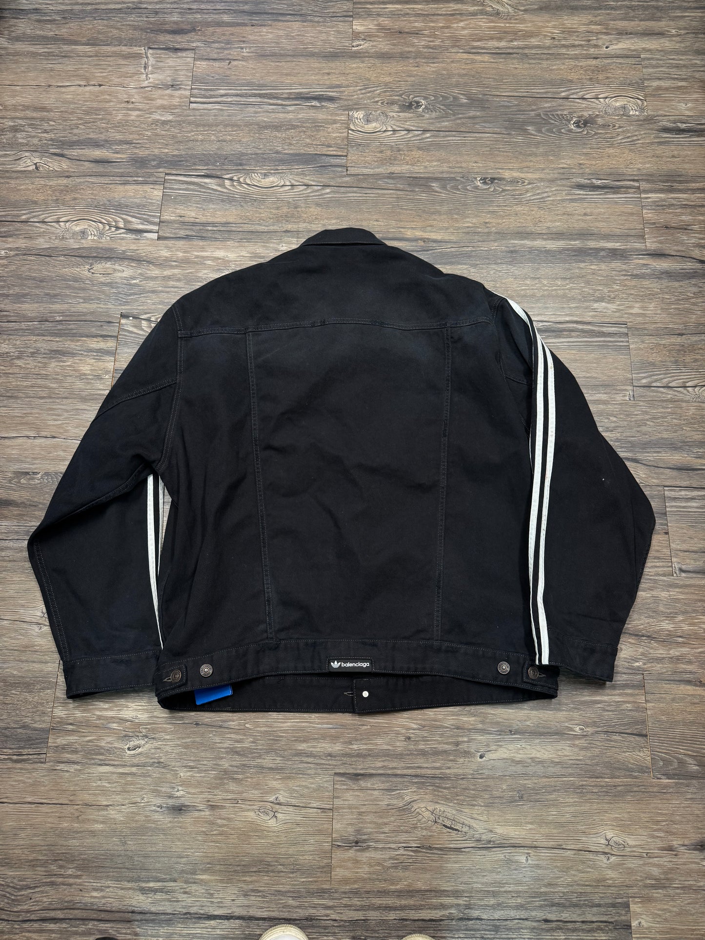 ADIDAS BALENCIAGA DENIM TRUCKER JACKET (L)