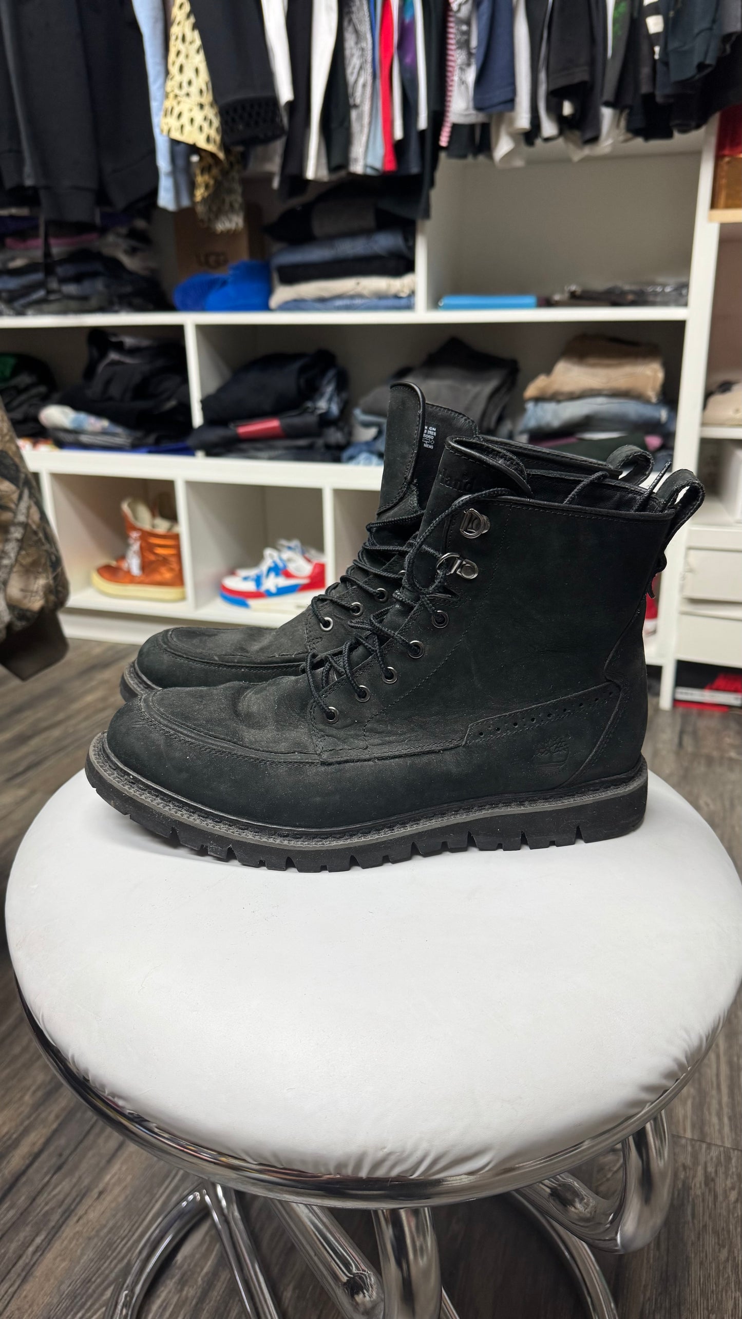 TIMBERLAND BOOTS (10)
