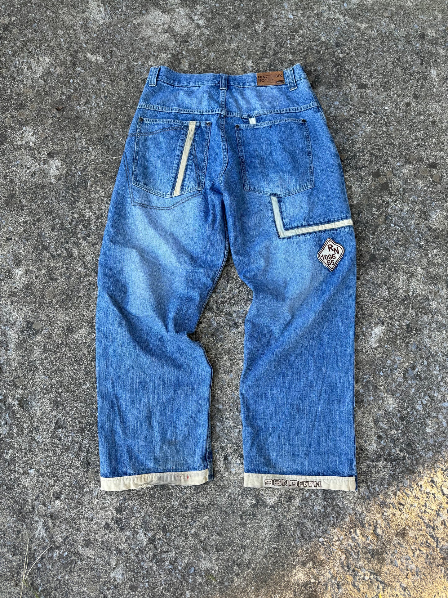 96 NORTH BAGGY JEANS (34)